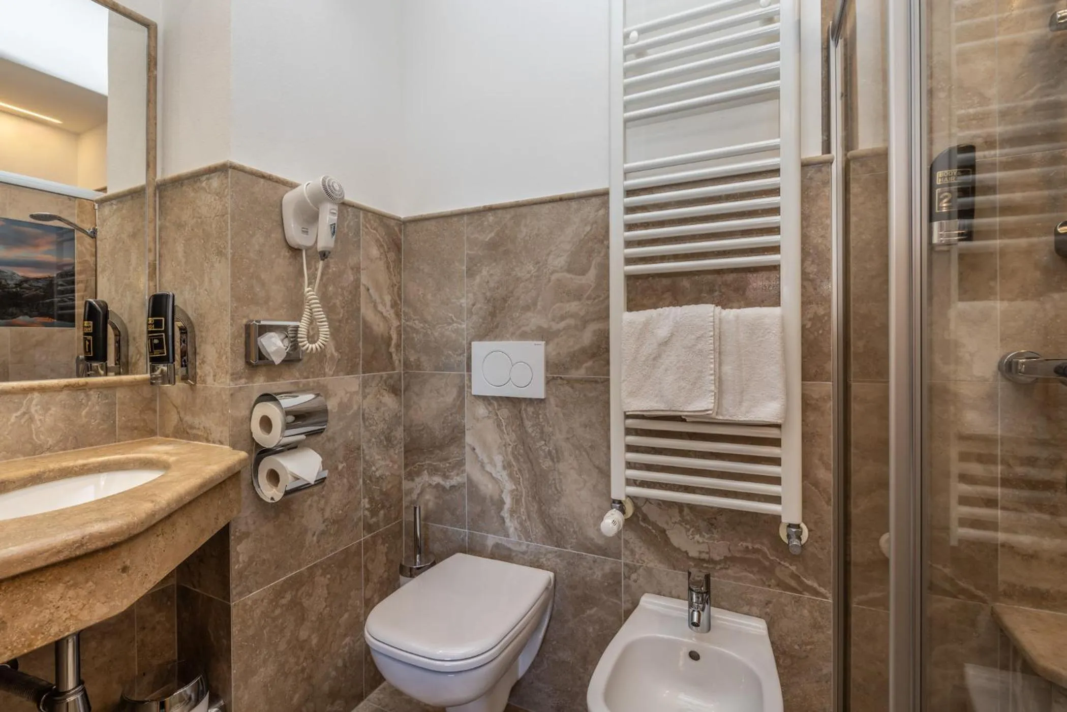 Toilet in Hotel Tirol- Natural Idyll