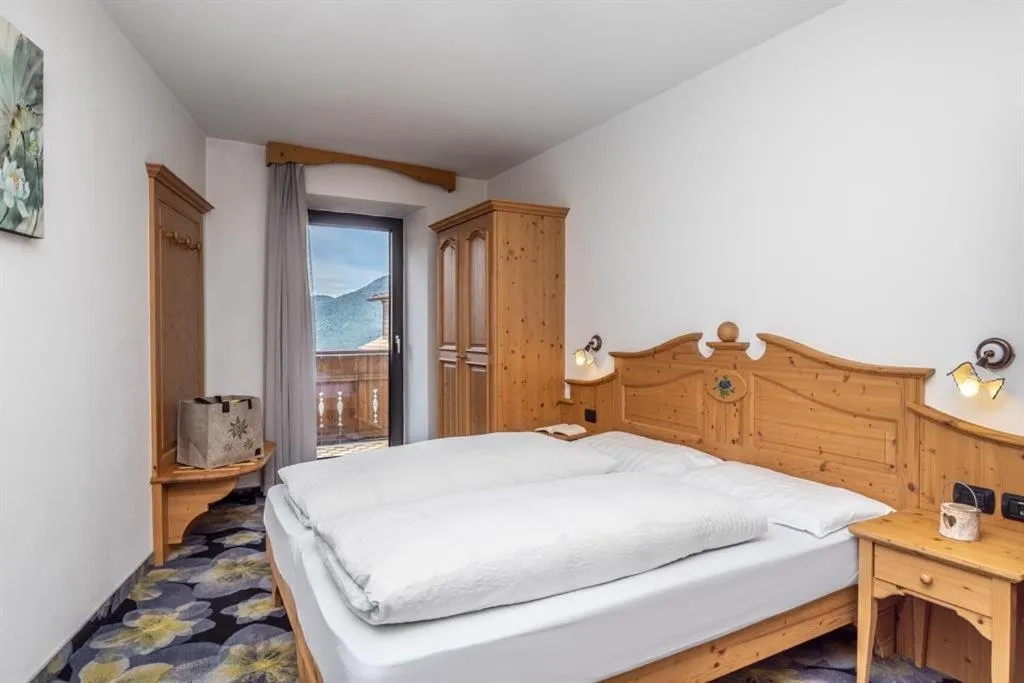 Bed in Hotel Tirol- Natural Idyll