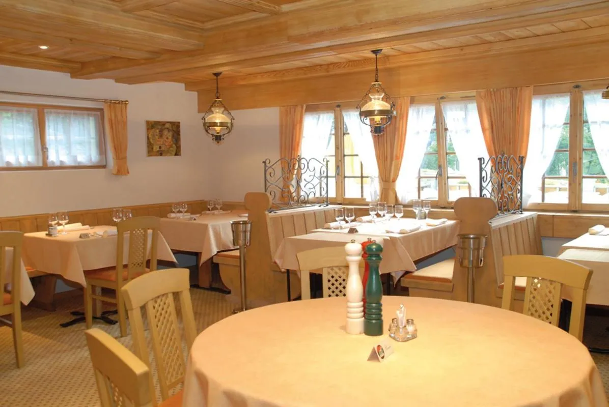 Restaurant/places to eat in Hotel Fiescherhof