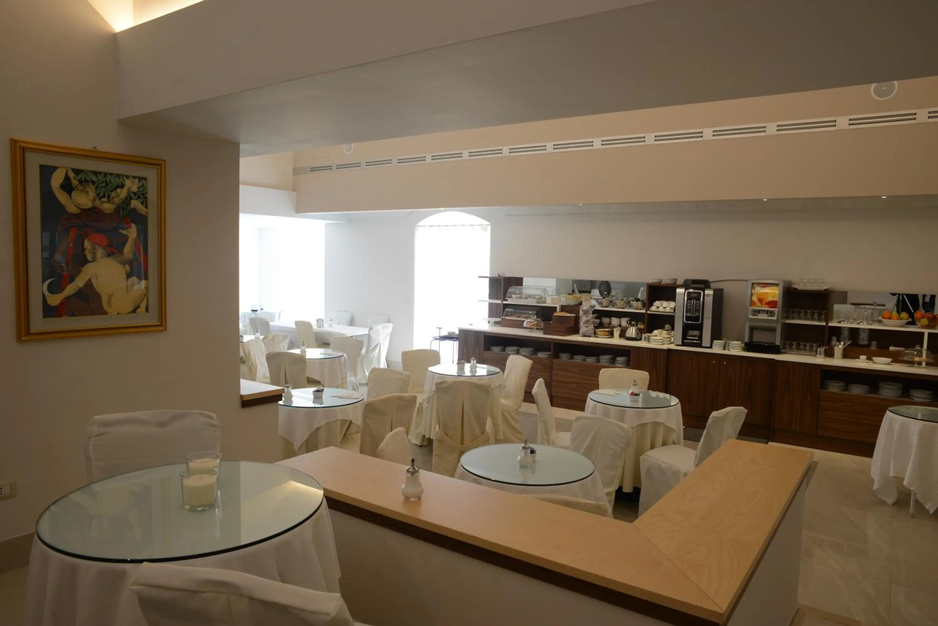 Restaurant/places to eat in Albergo Italia