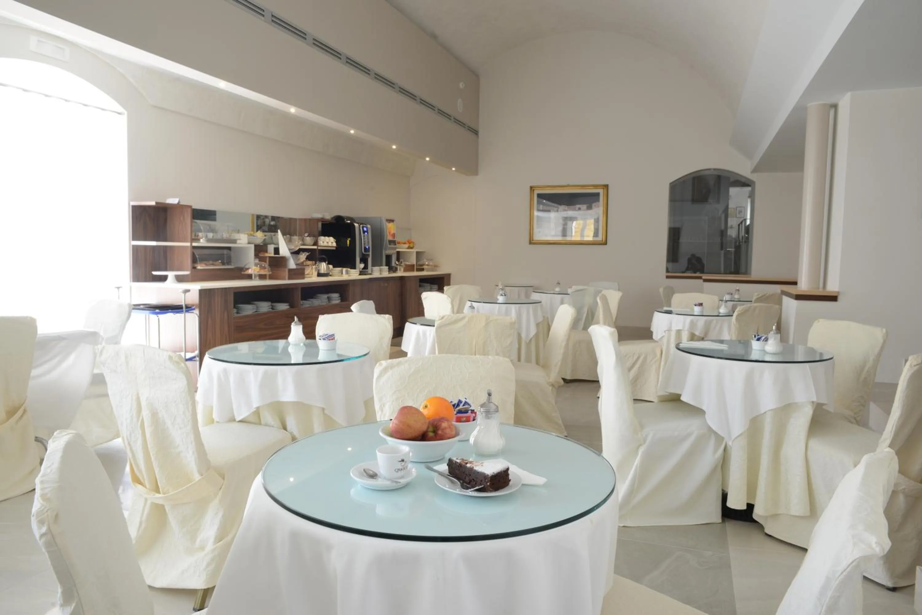 Restaurant/places to eat in Albergo Italia