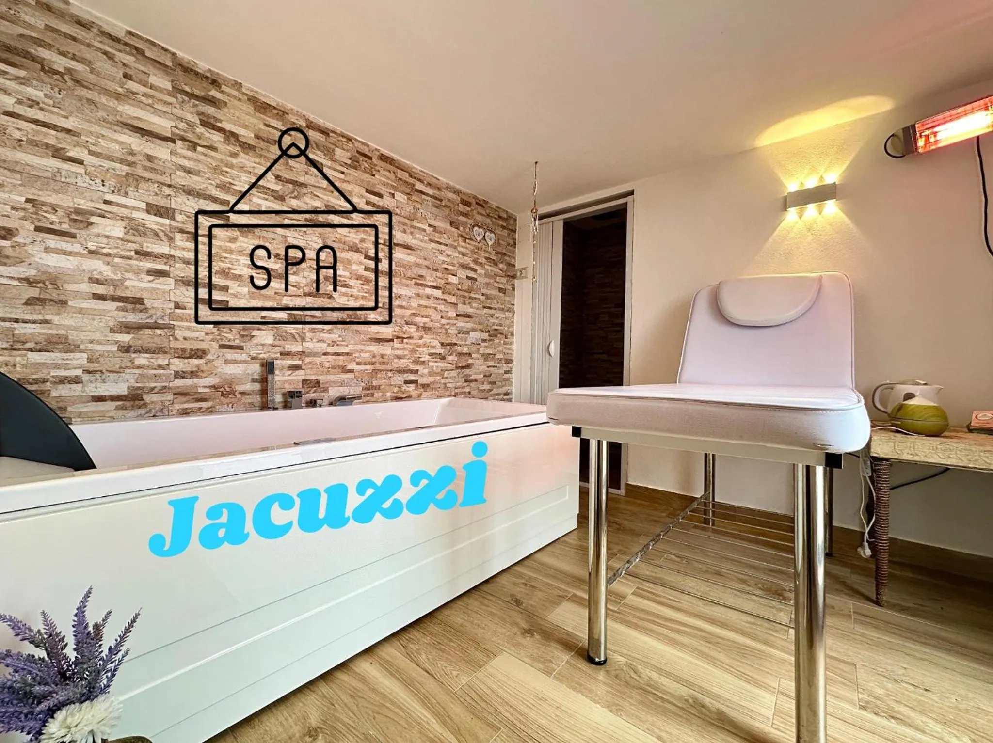 Shower in B&B Verzavò