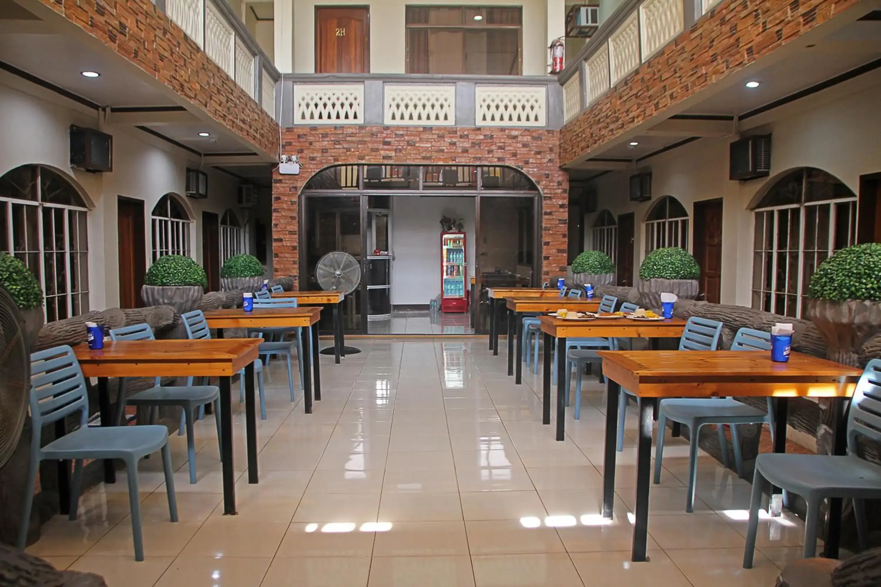 Restaurant/places to eat in Macky's Hidden Inn Restaurant/places to eat in Macky's Hidden Inn