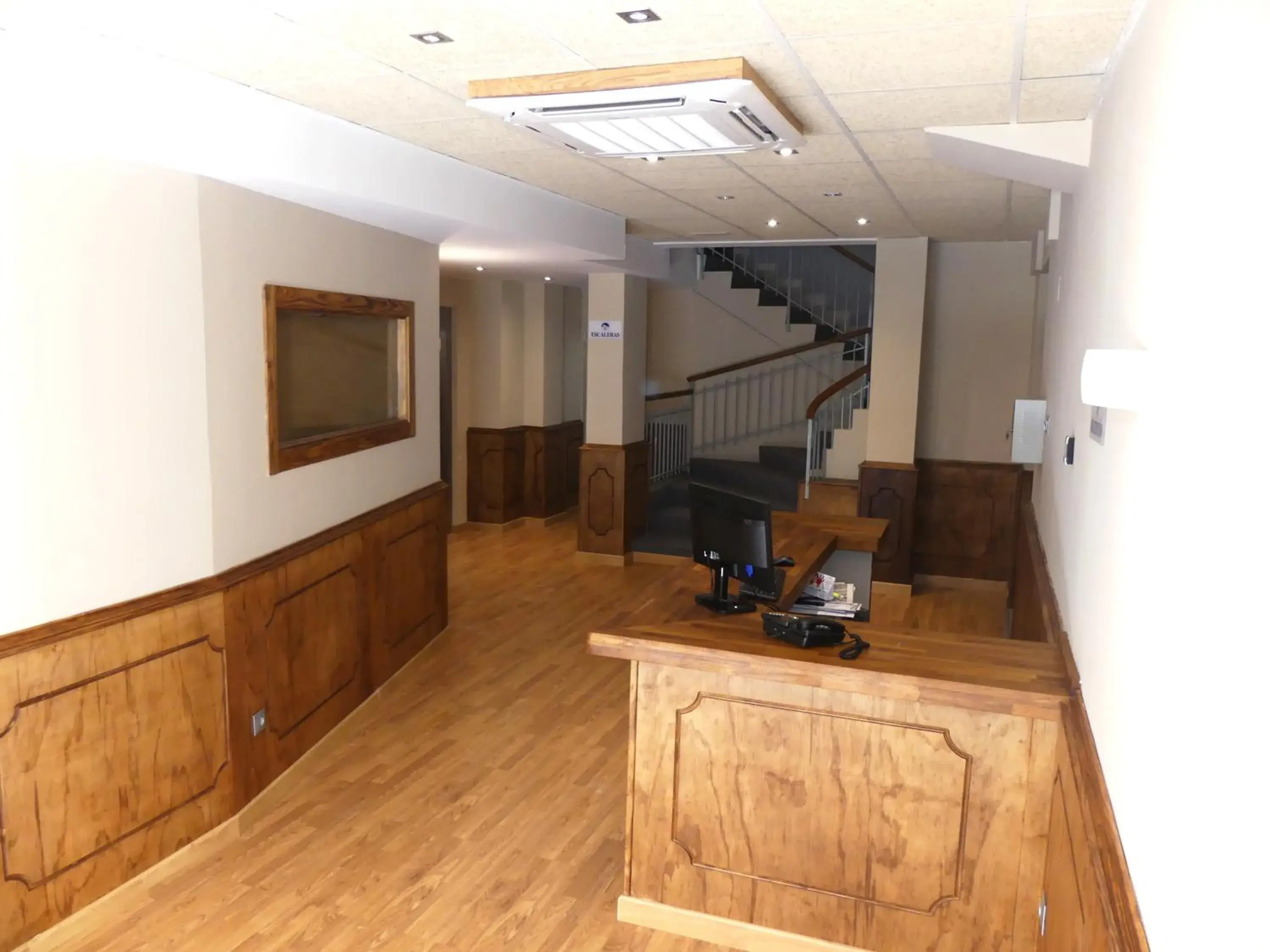 Lobby or reception in Hotel Benidorm City Olympia Lobby or reception in Hotel Benidorm City Olympia