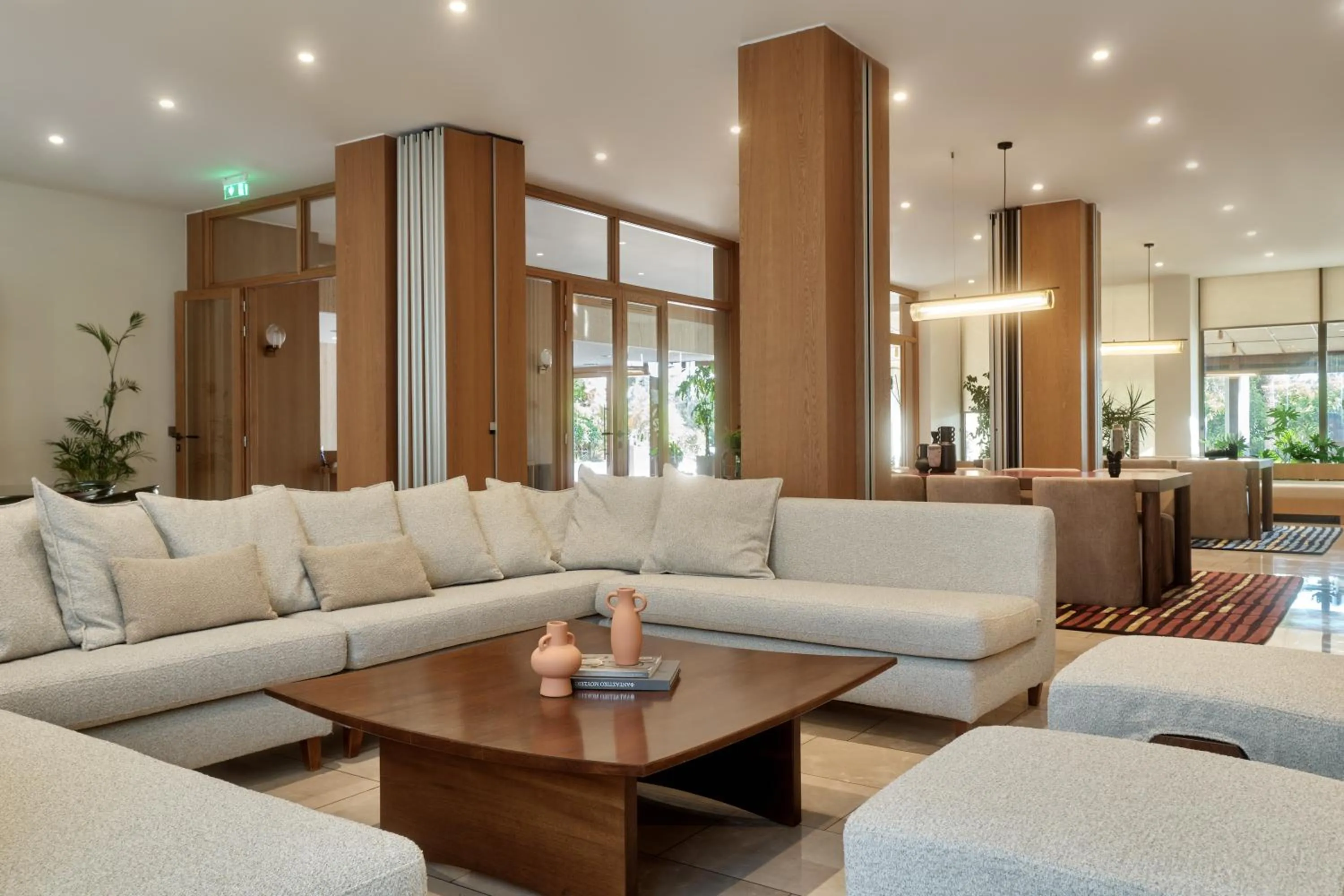 Communal lounge/ TV room in Golden Sun Hotel