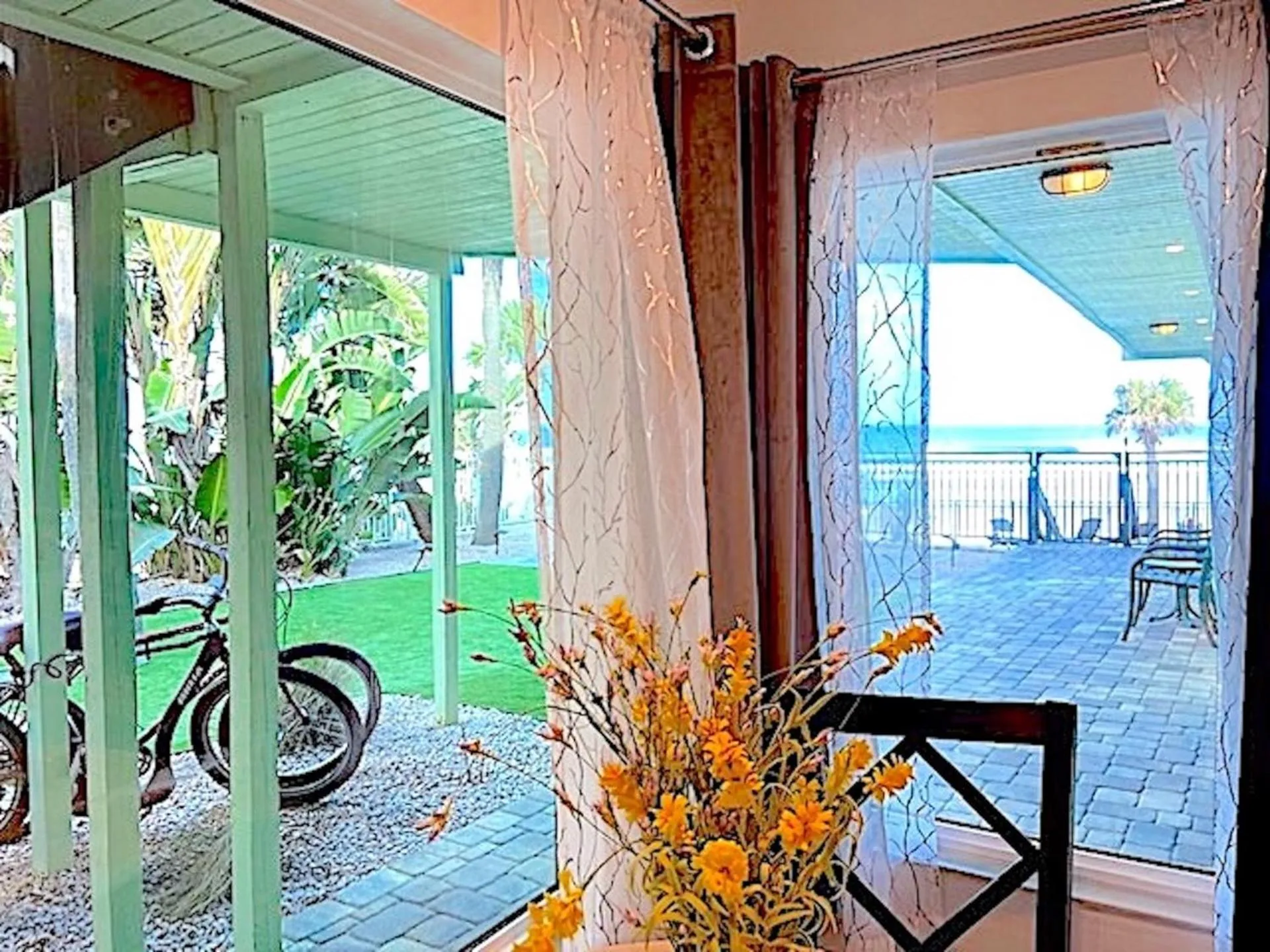 Garden view in Organic Beach Retreat