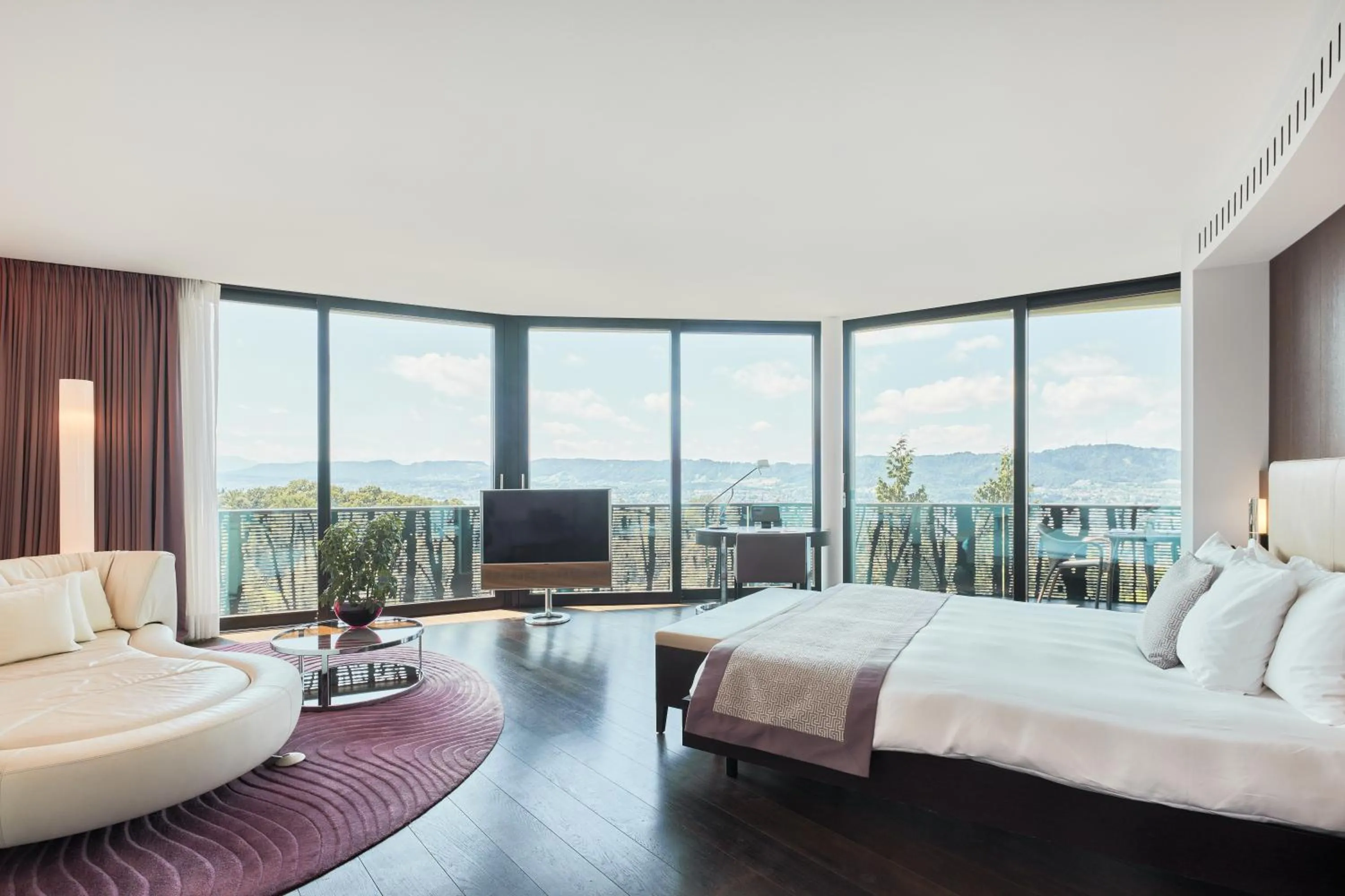 View (from property/room), Bed in The Dolder Grand - City and Spa Resort Zurich