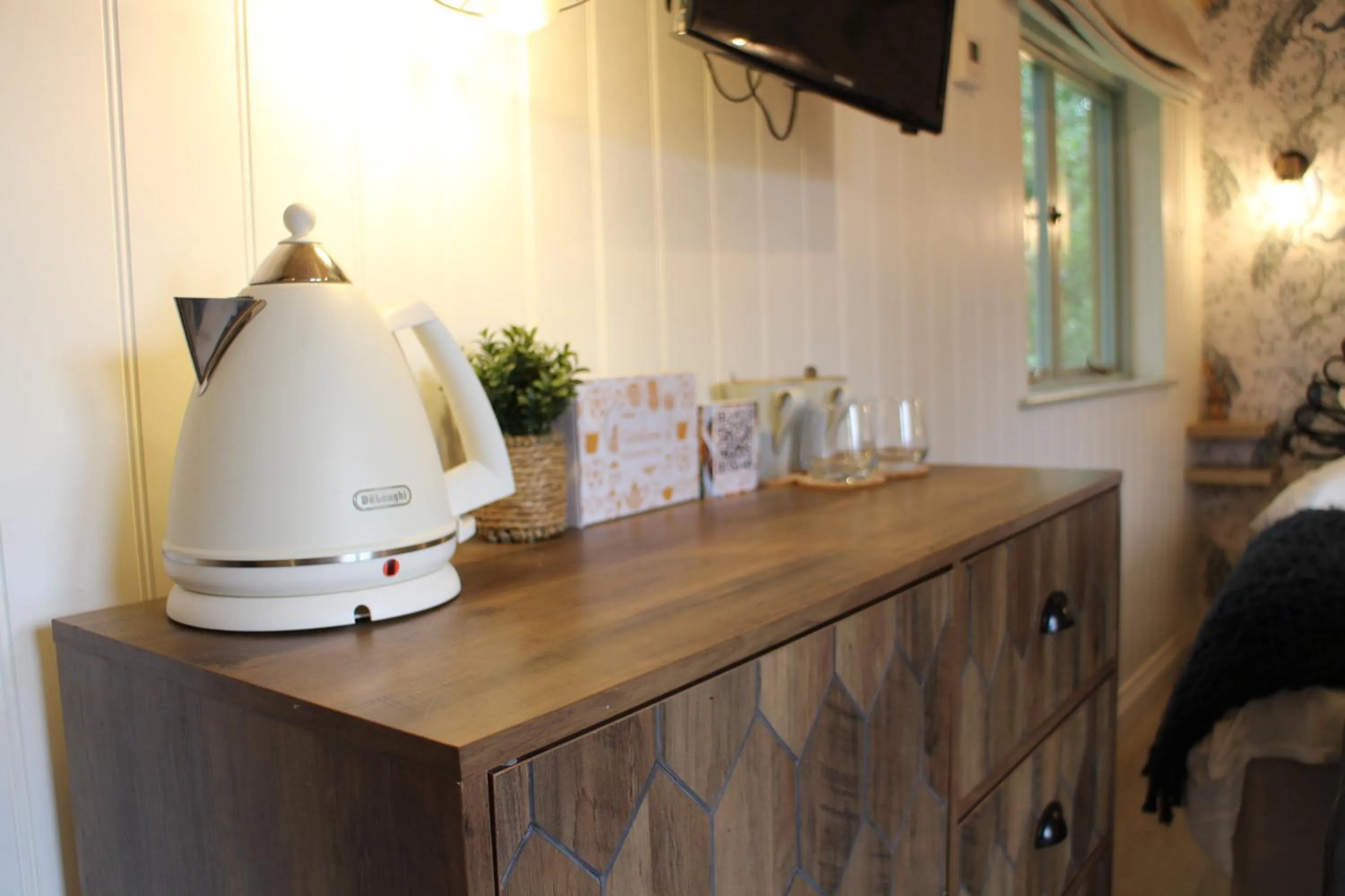 TV and multimedia in The Apple Inn