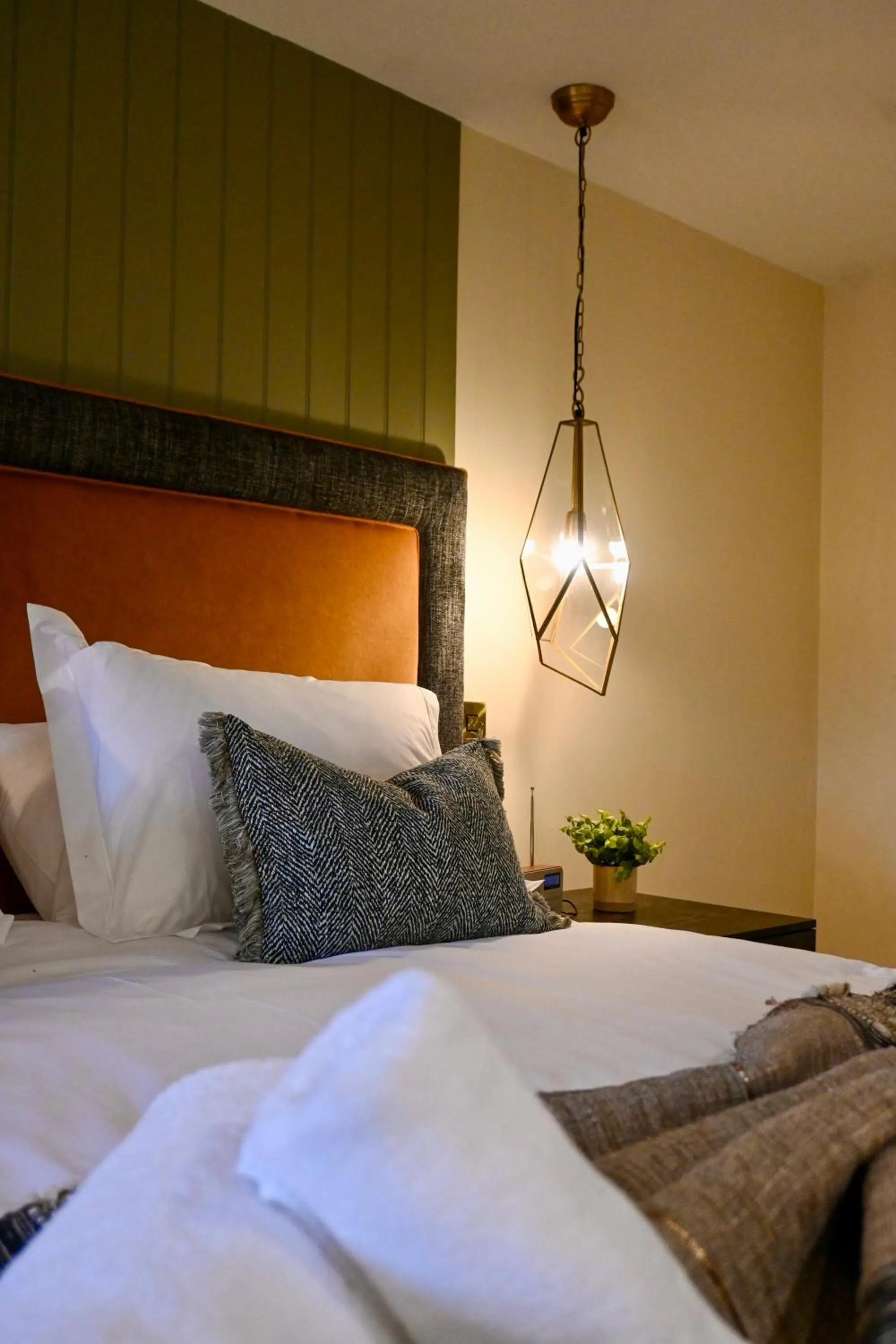 Bed in The Apple Inn