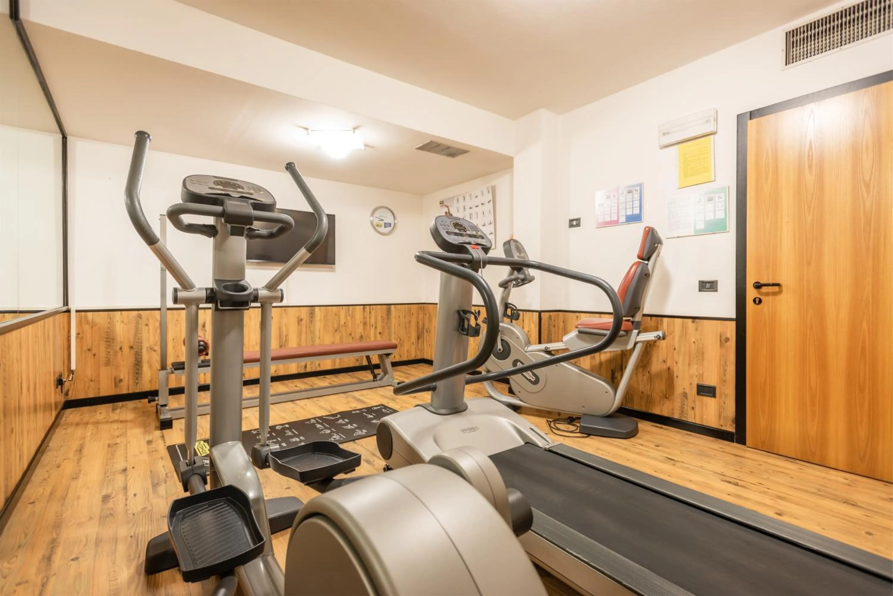 Fitness centre/facilities in Hotel Alpina