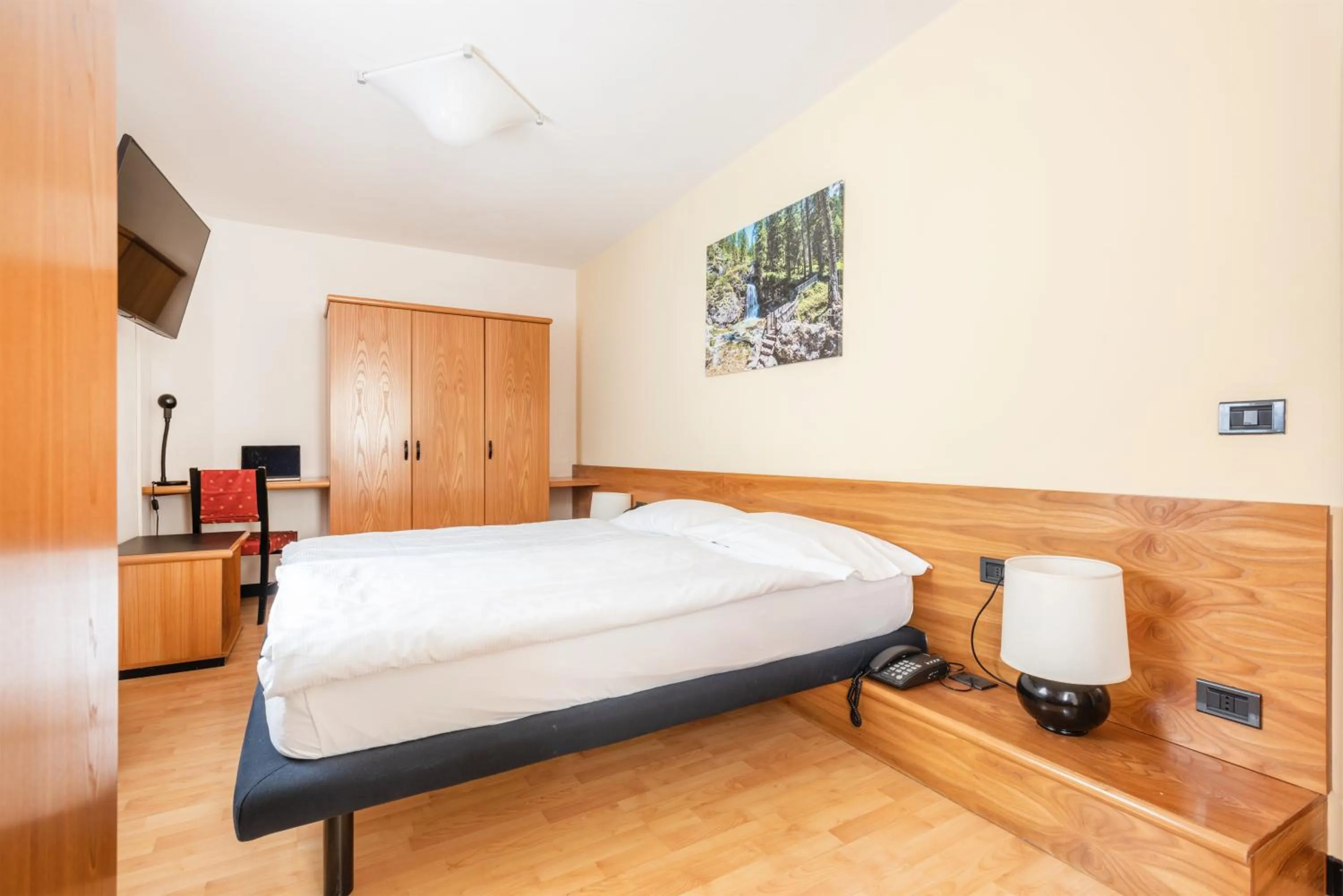 Photo of the whole room, Bed in Hotel Alpina