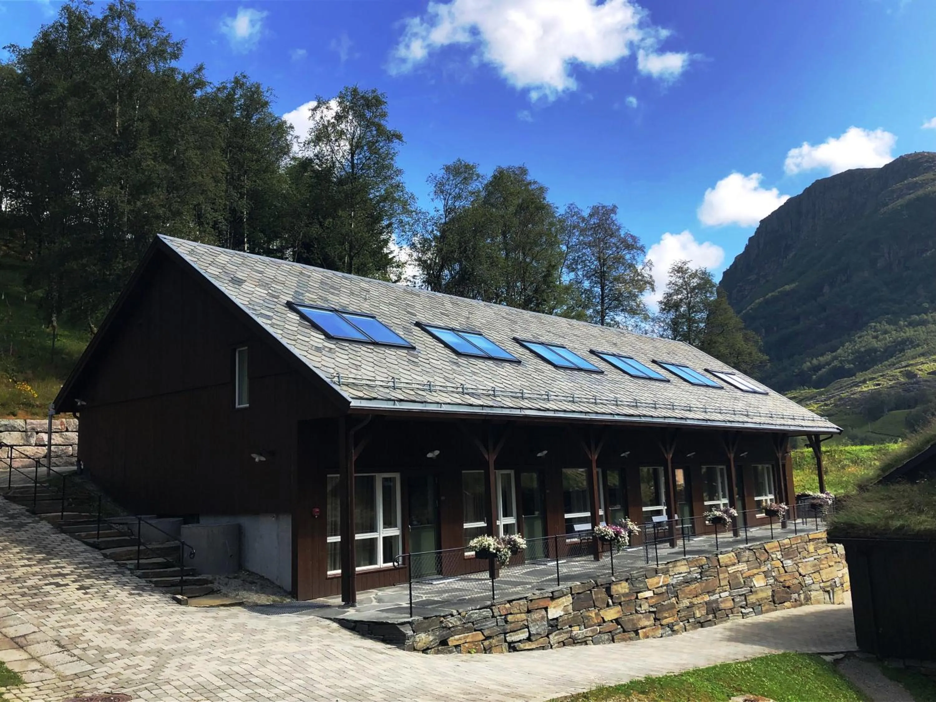 Property building in Byrkjedalstunet Hotell