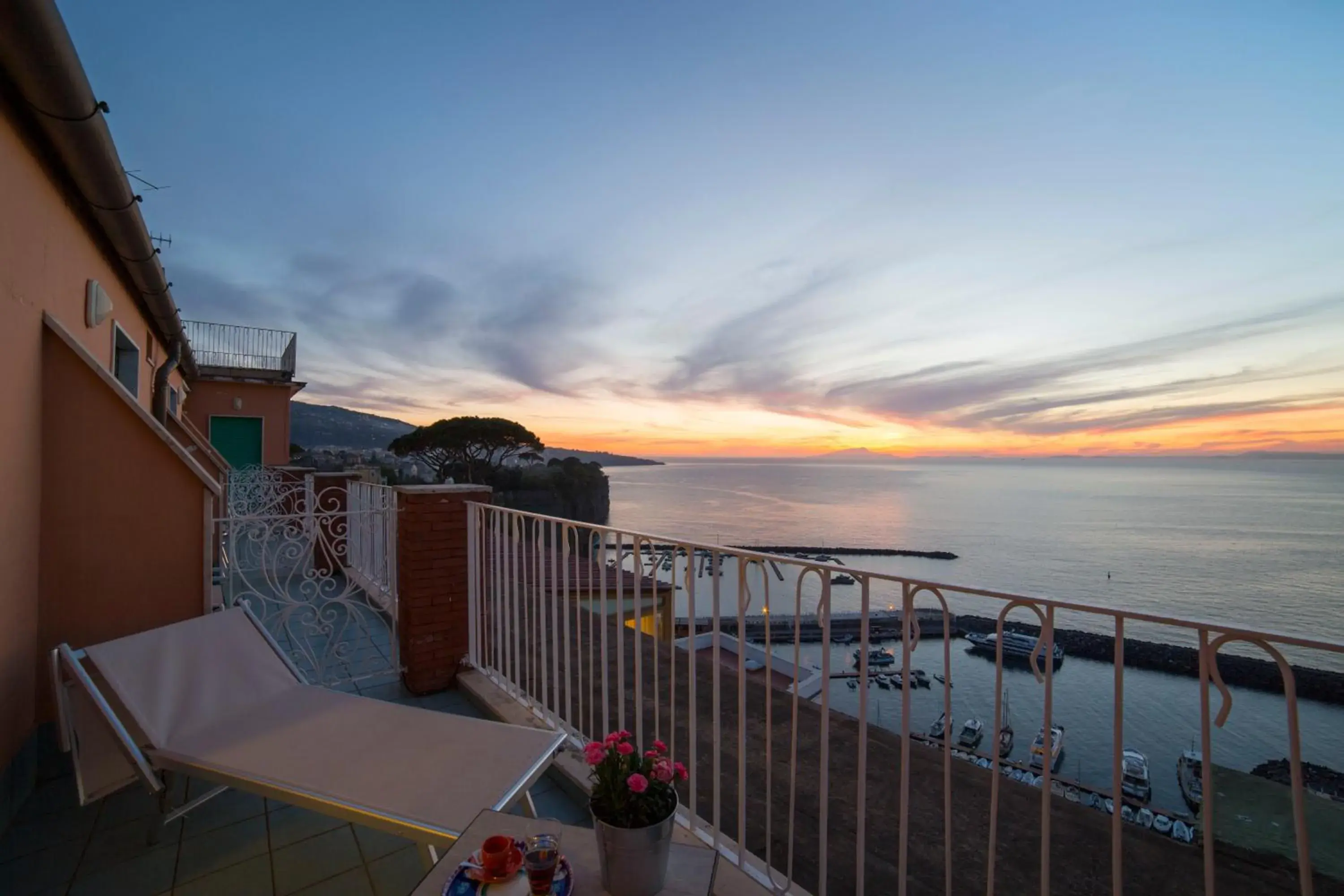 Photo of the whole room in Hotel Cosmomare Photo of the whole room in Hotel Cosmomare