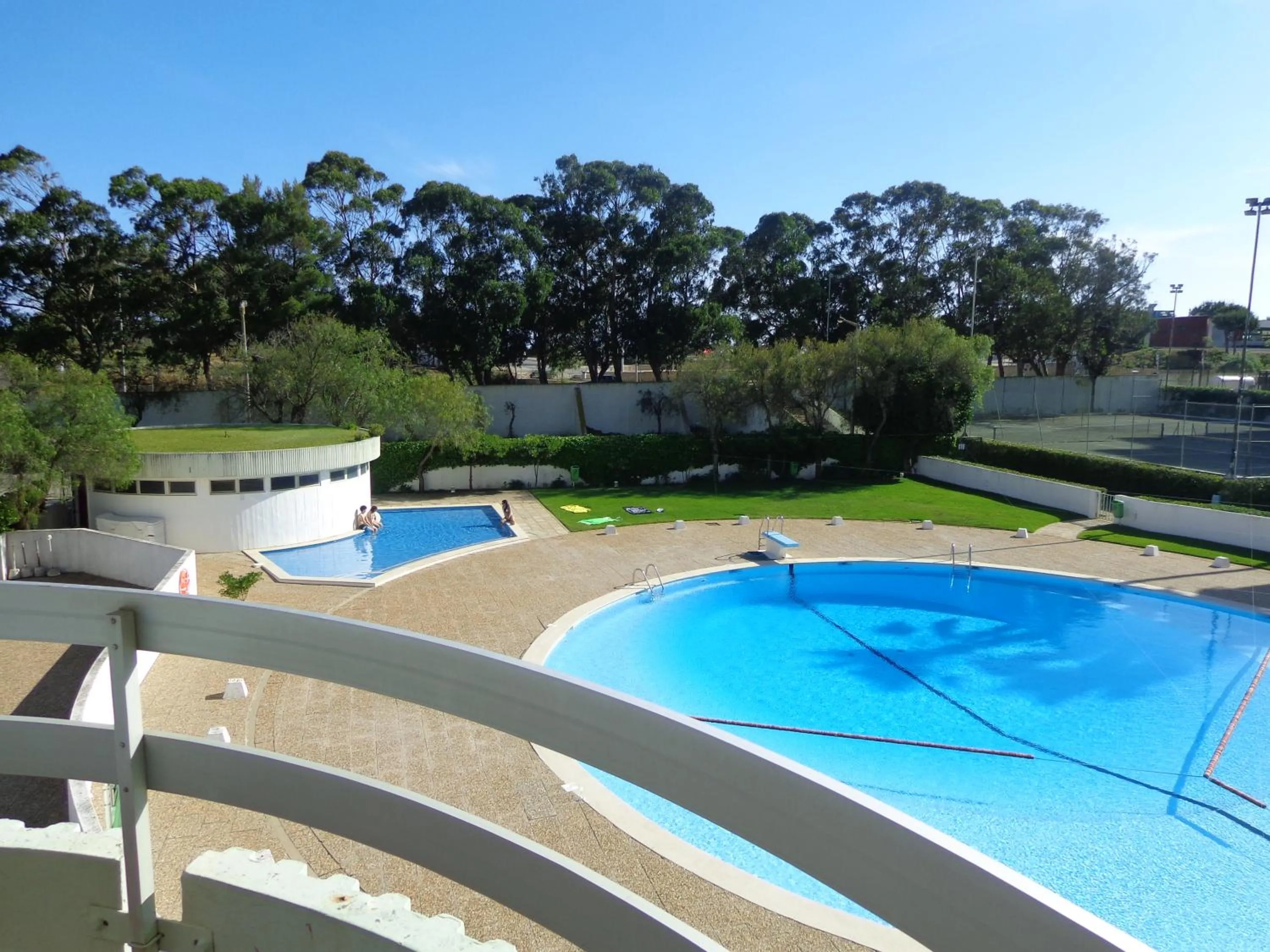 Swimming pool in T2 50m da Praia