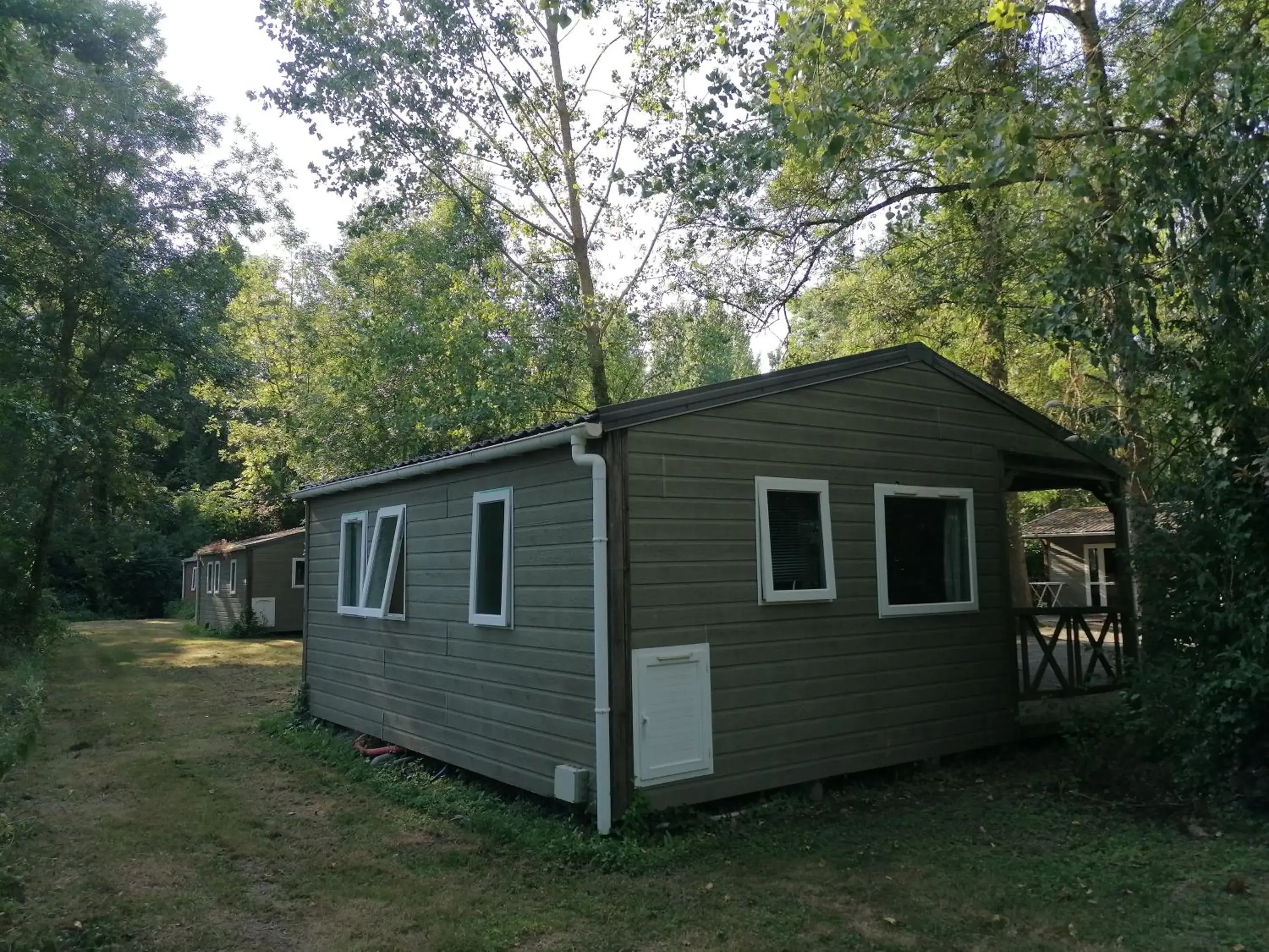 Chalet (6-8 Adults) in Terres de France - Moncontour Active Park Chalet (6-8 Adults) in Terres de France - Moncontour Active Park