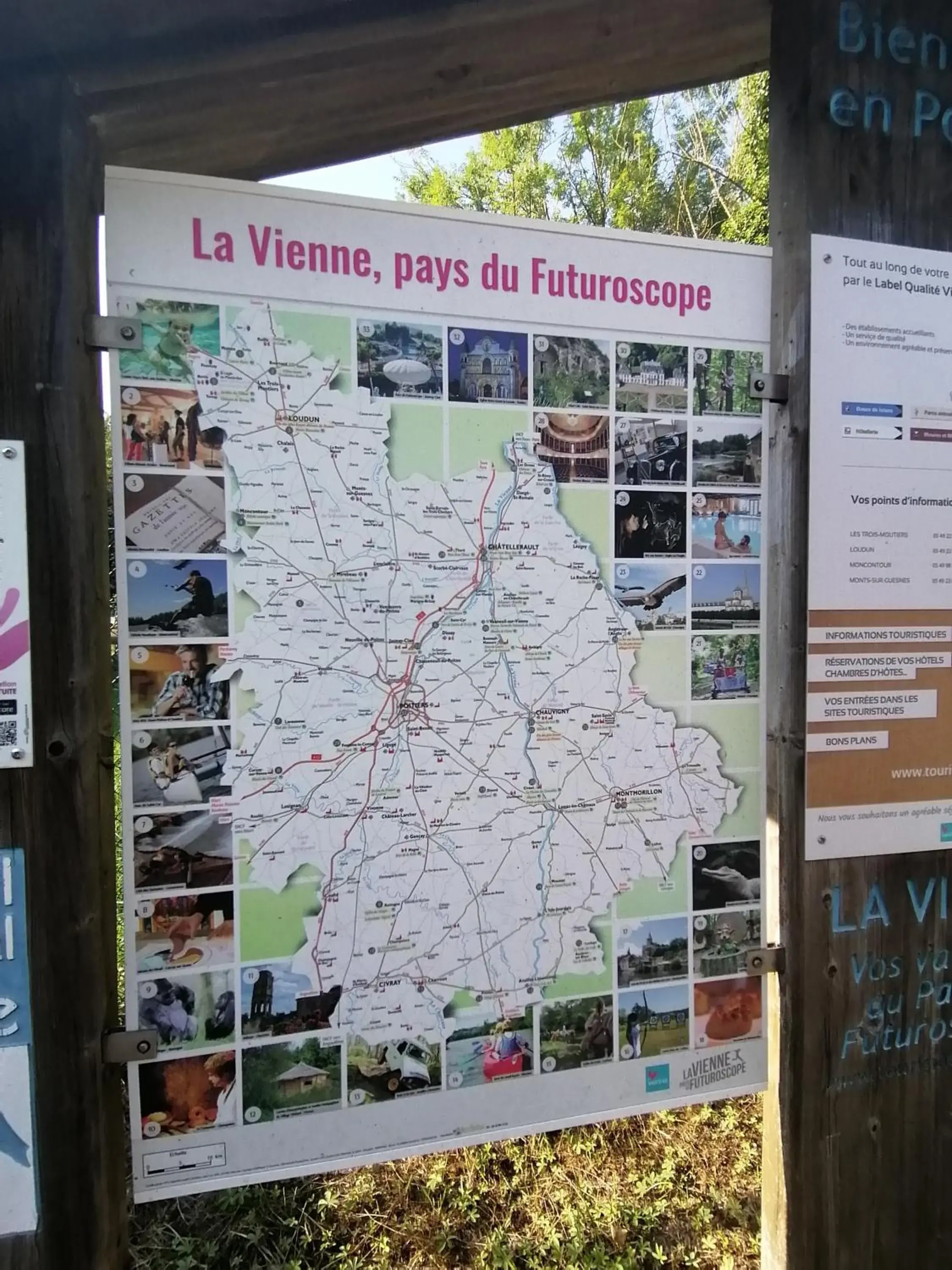 Lobby or reception in Terres de France - Moncontour Active Park Lobby or reception in Terres de France - Moncontour Active Park