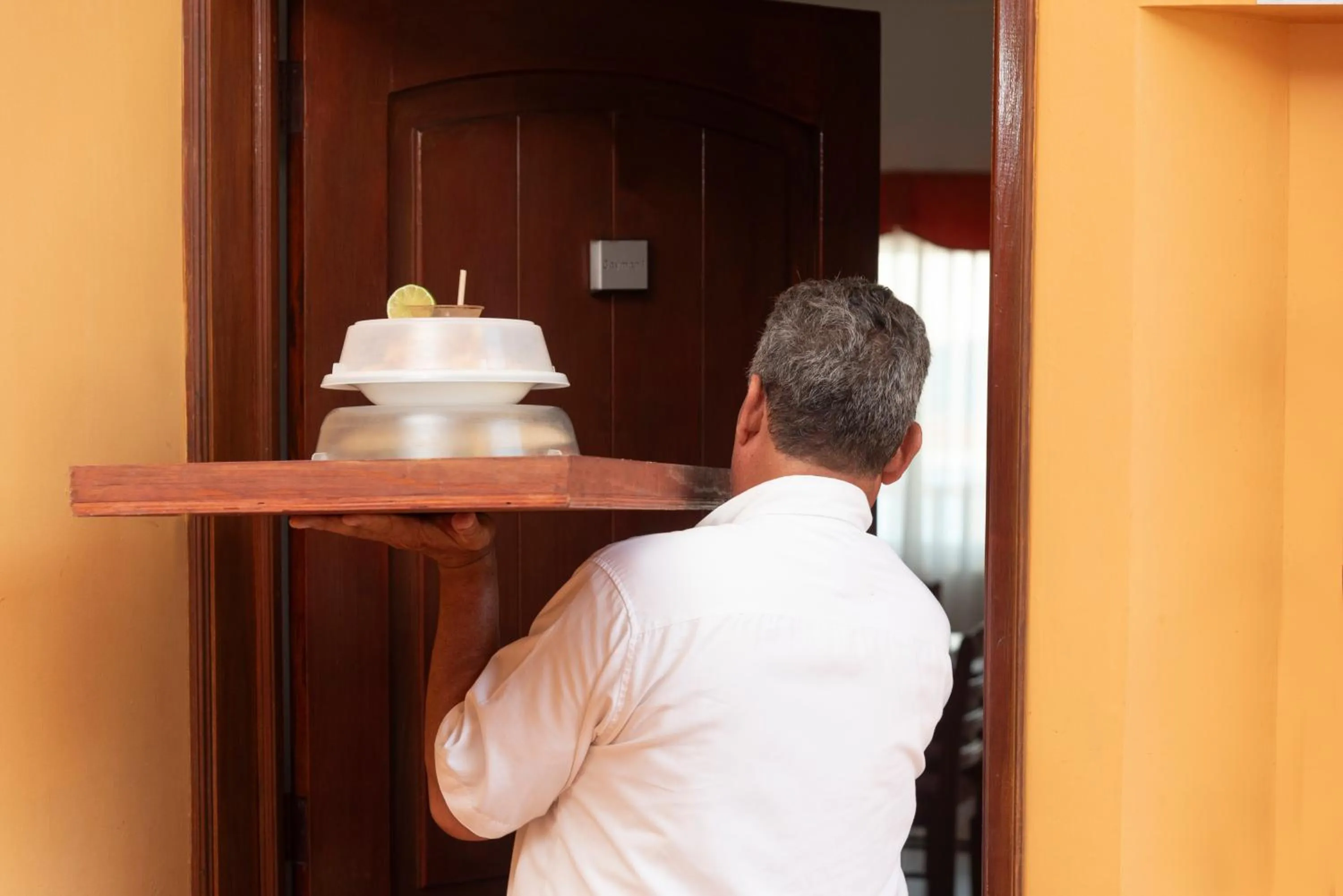 room service in Hotel Cayman Suites