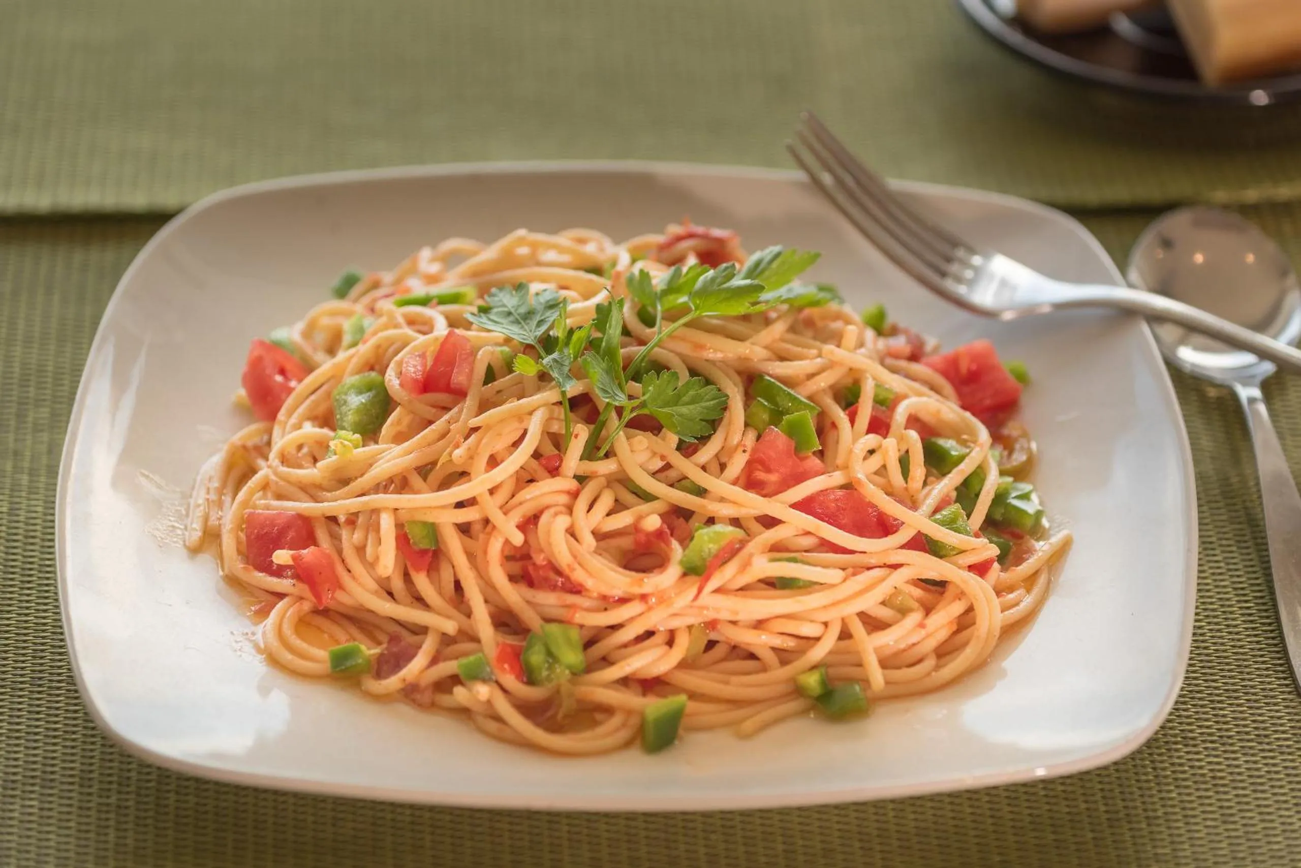 Food and drinks in Lesvion Hotel