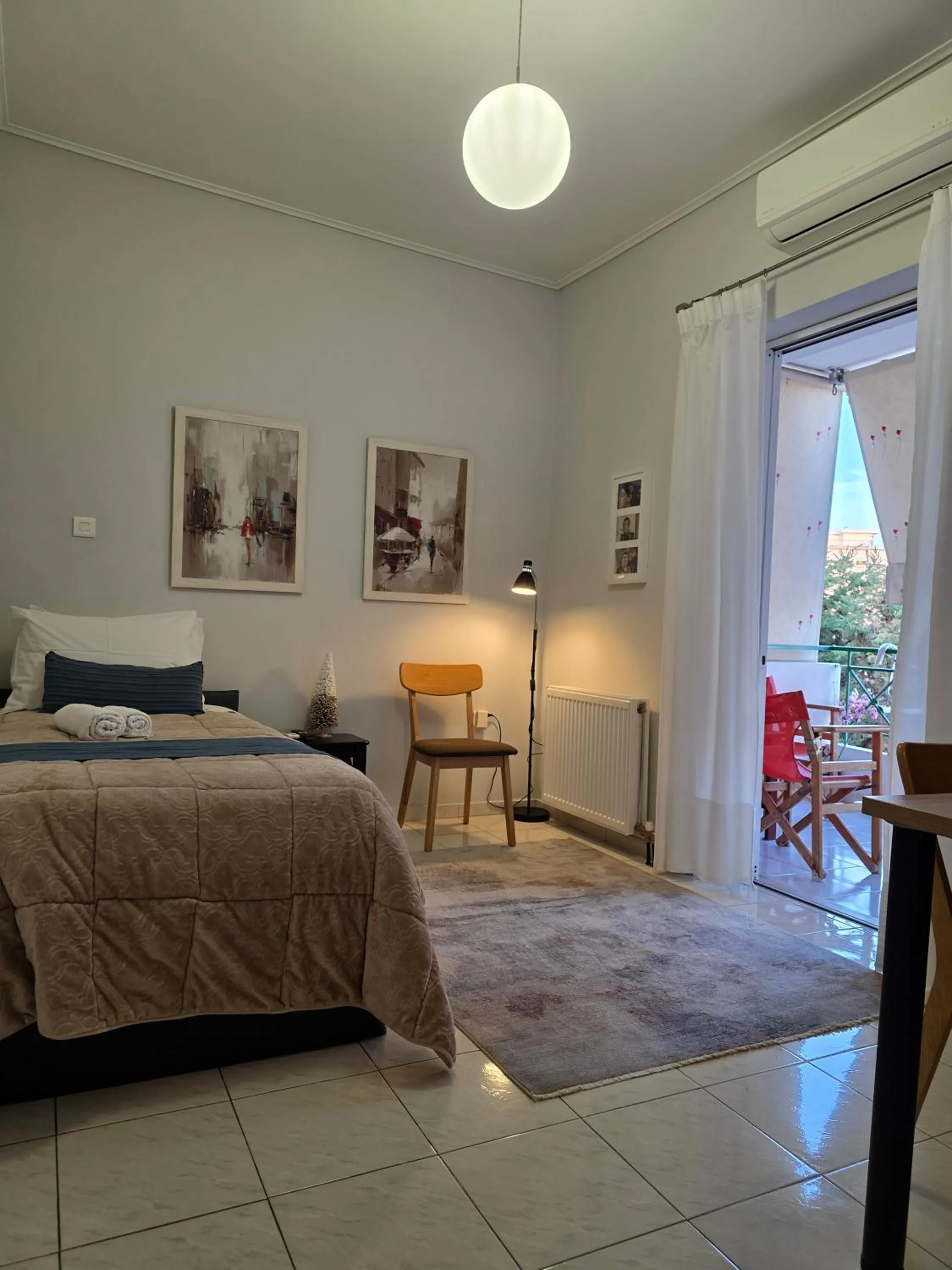 Bed in Apartment studio near Marousi station Athens