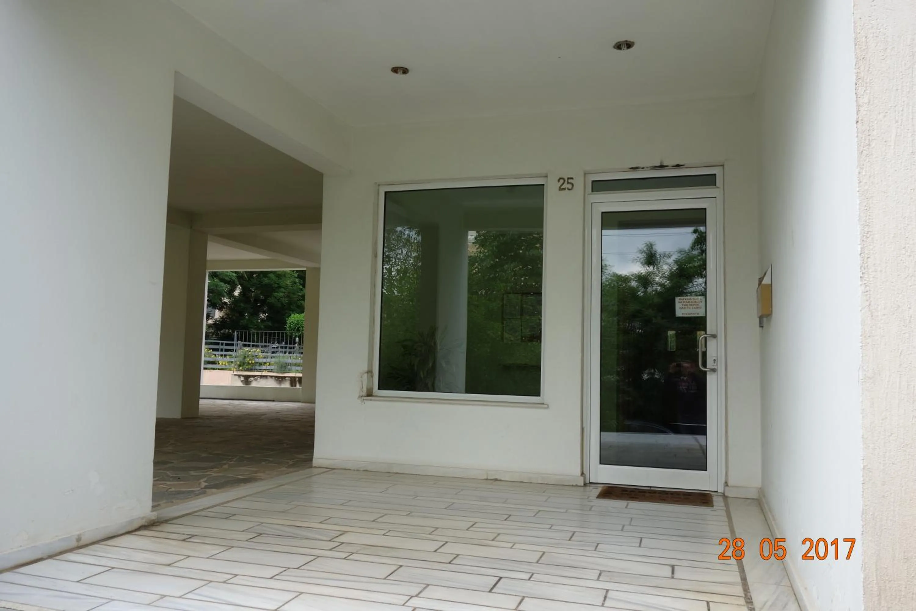 Facade/entrance in Apartment studio near Marousi station Athens