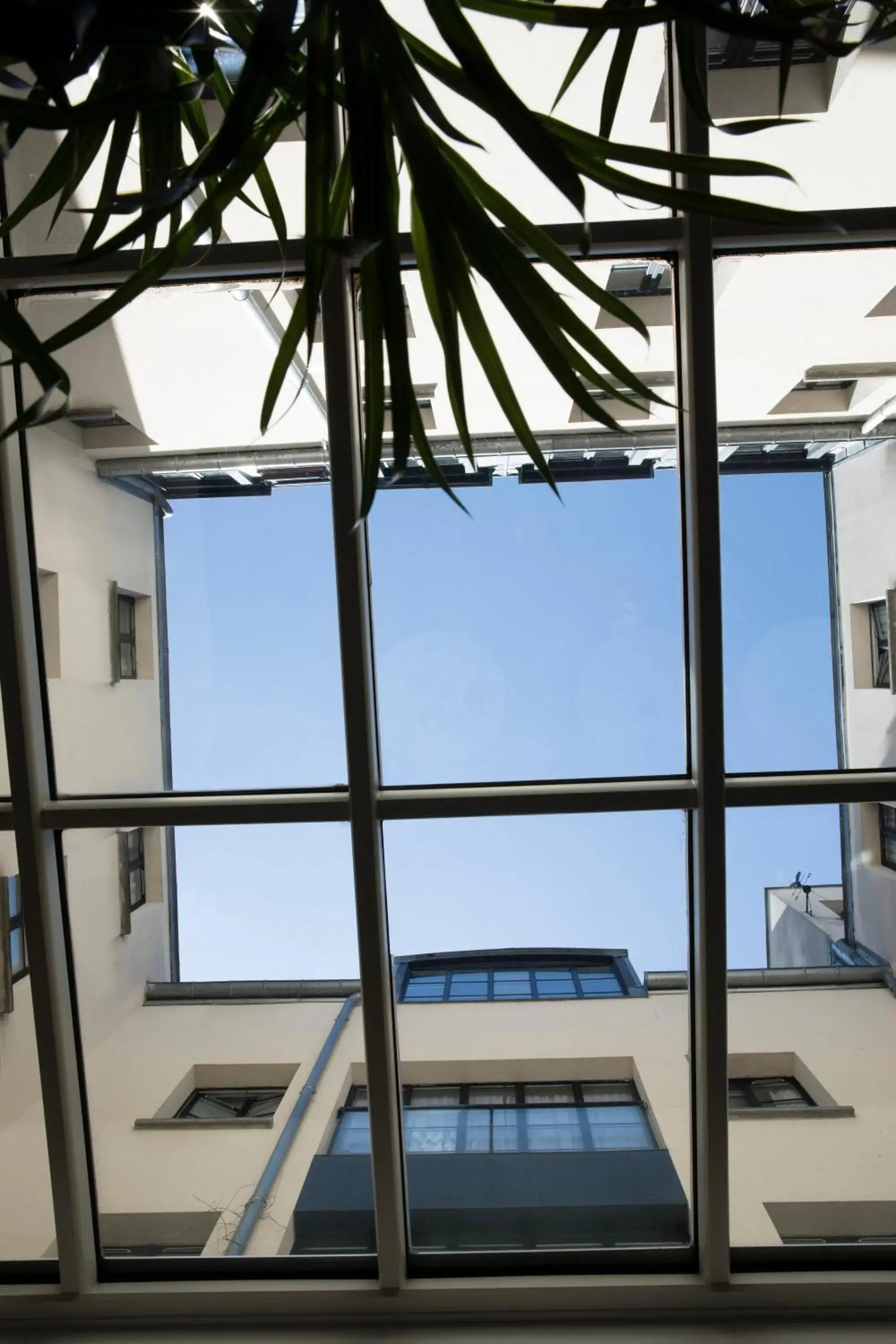 Property building in Hôtel Paris La Fayette Property building in Hôtel Paris La Fayette