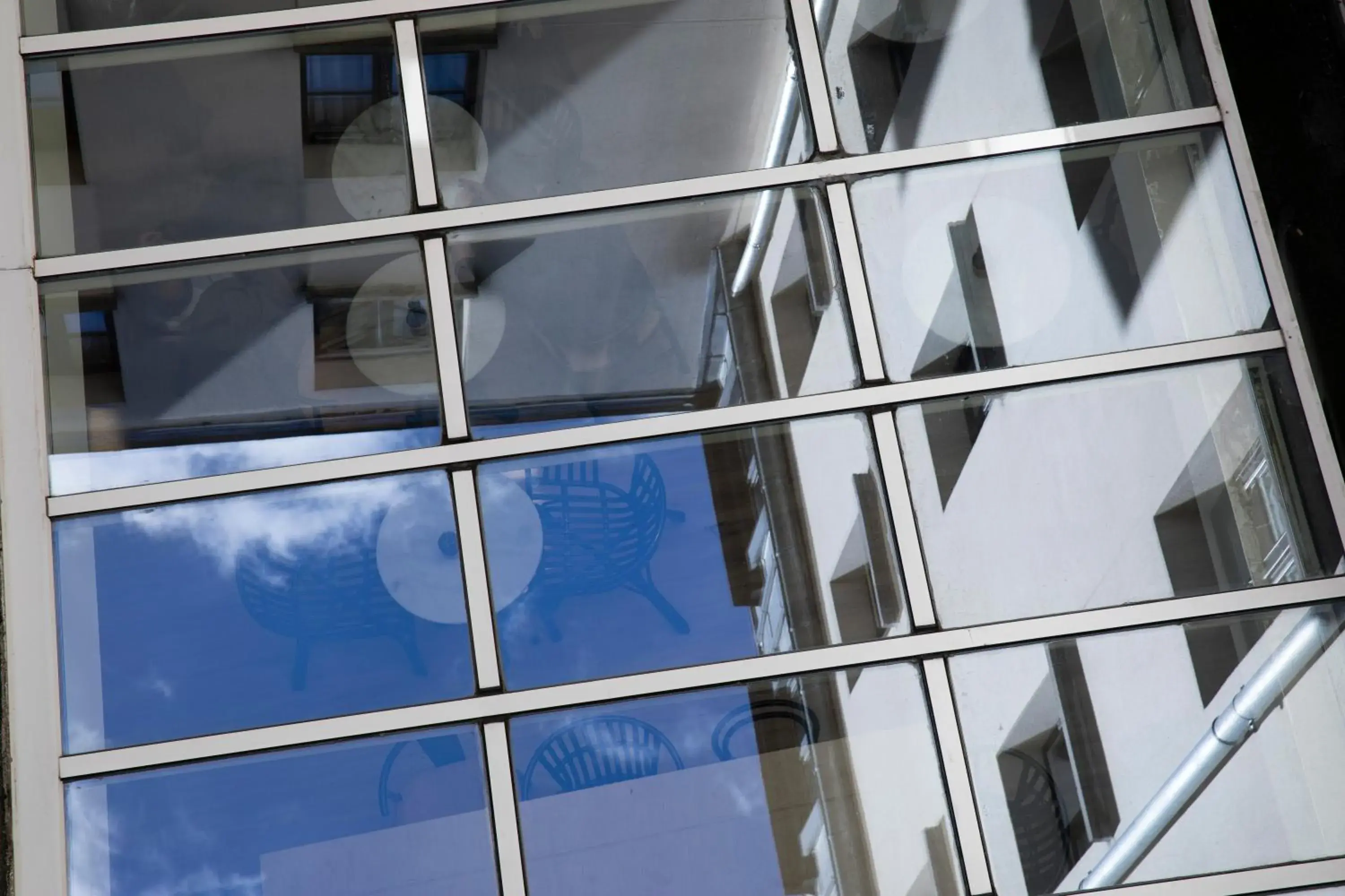 Property building in Hôtel Paris La Fayette Property building in Hôtel Paris La Fayette