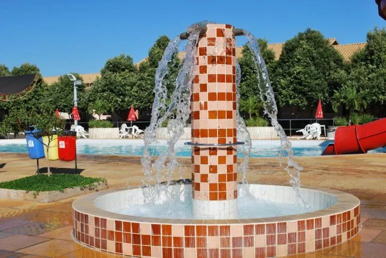 Aqua park in diRoma Fiori Caldas Novas - ACHEI FERIAS - Com Roupa de Cama