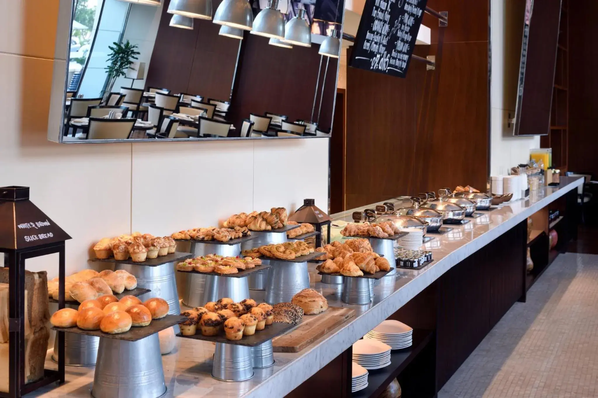 Breakfast in InterContinental Residence Suites Dubai Festival City by IHG Breakfast in InterContinental Residence Suites Dubai Festival City by IHG