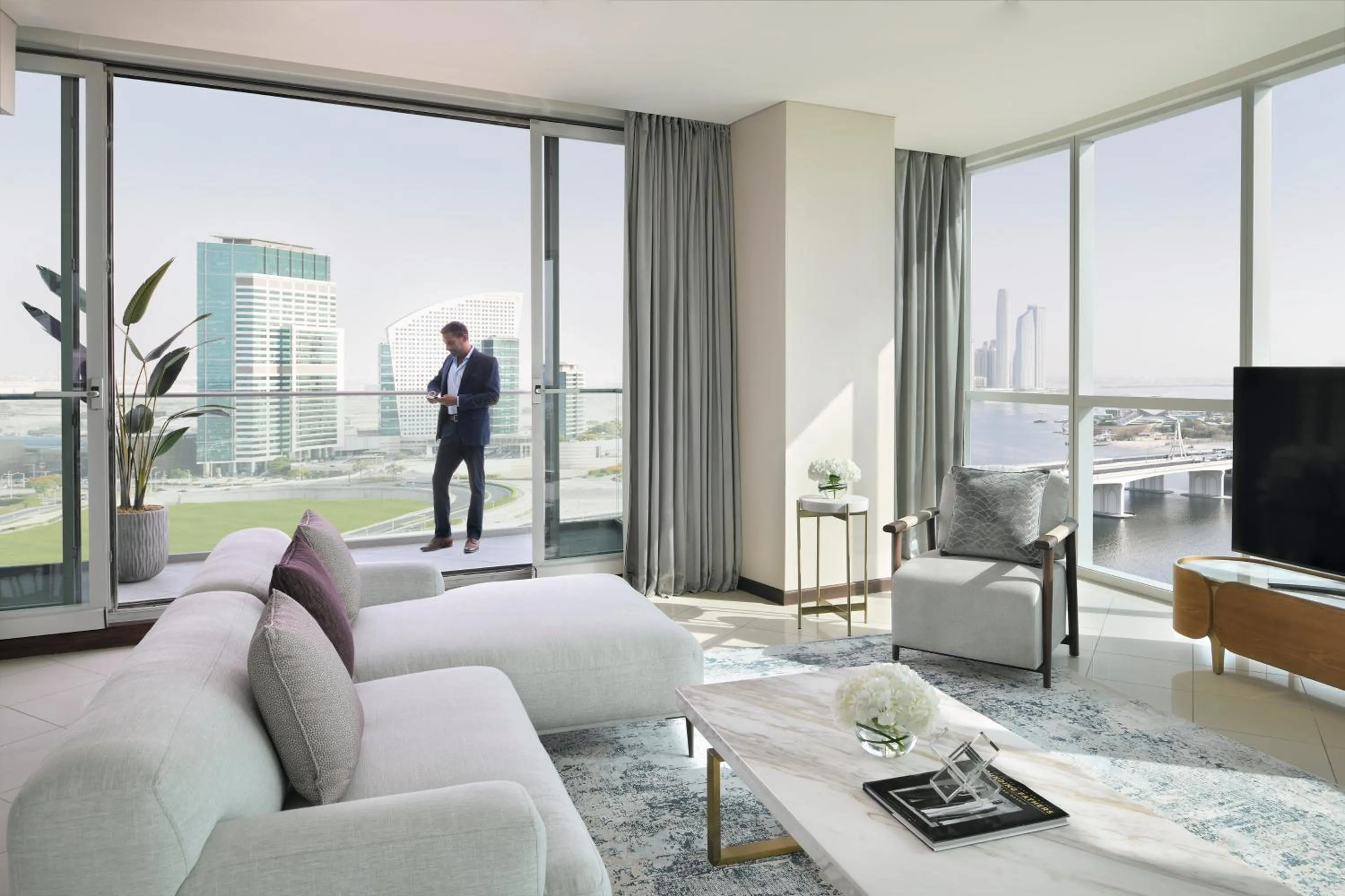 Photo of the whole room in InterContinental Residence Suites Dubai Festival City by IHG