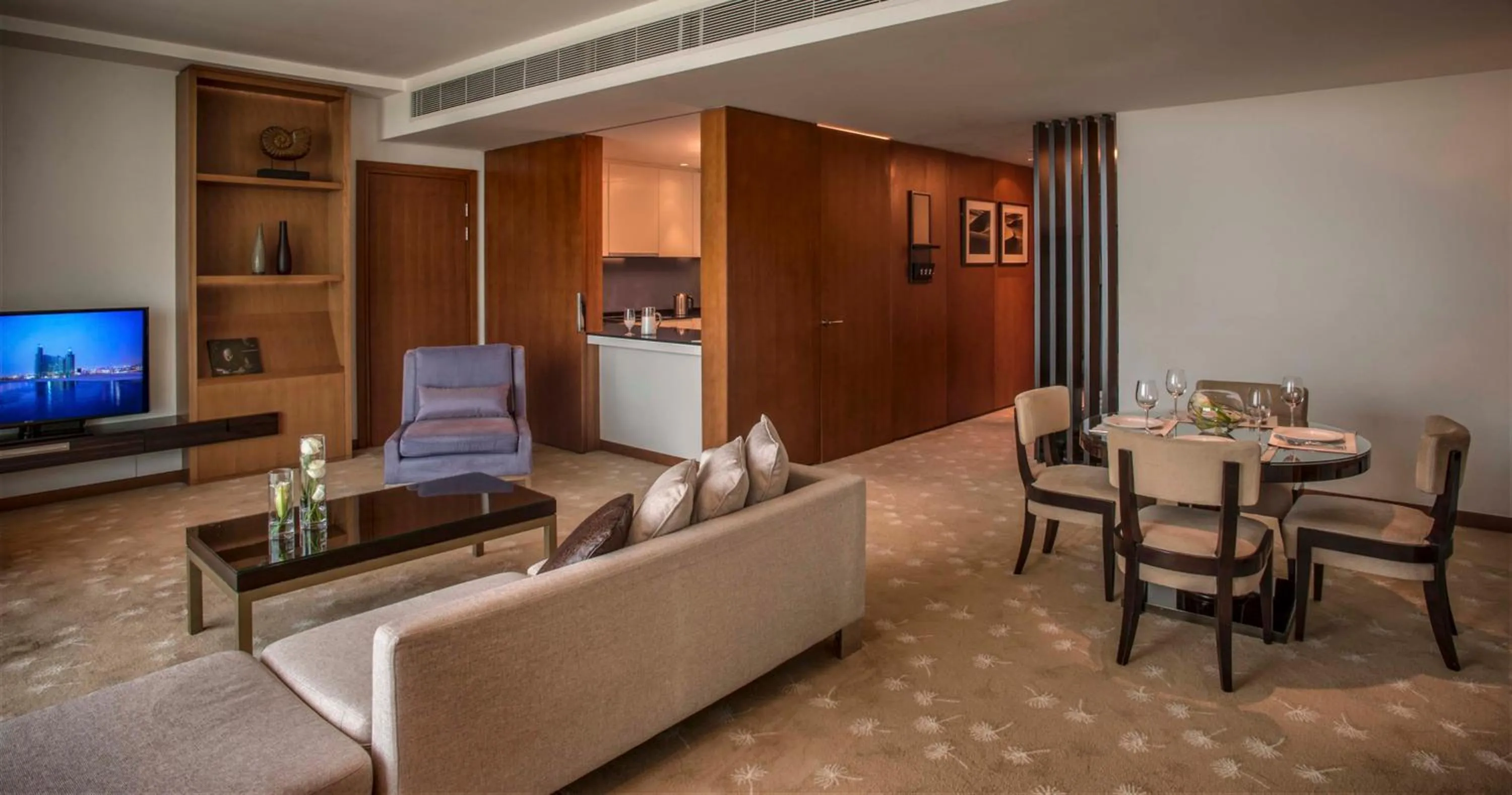 Living room in InterContinental Residence Suites Dubai Festival City by IHG