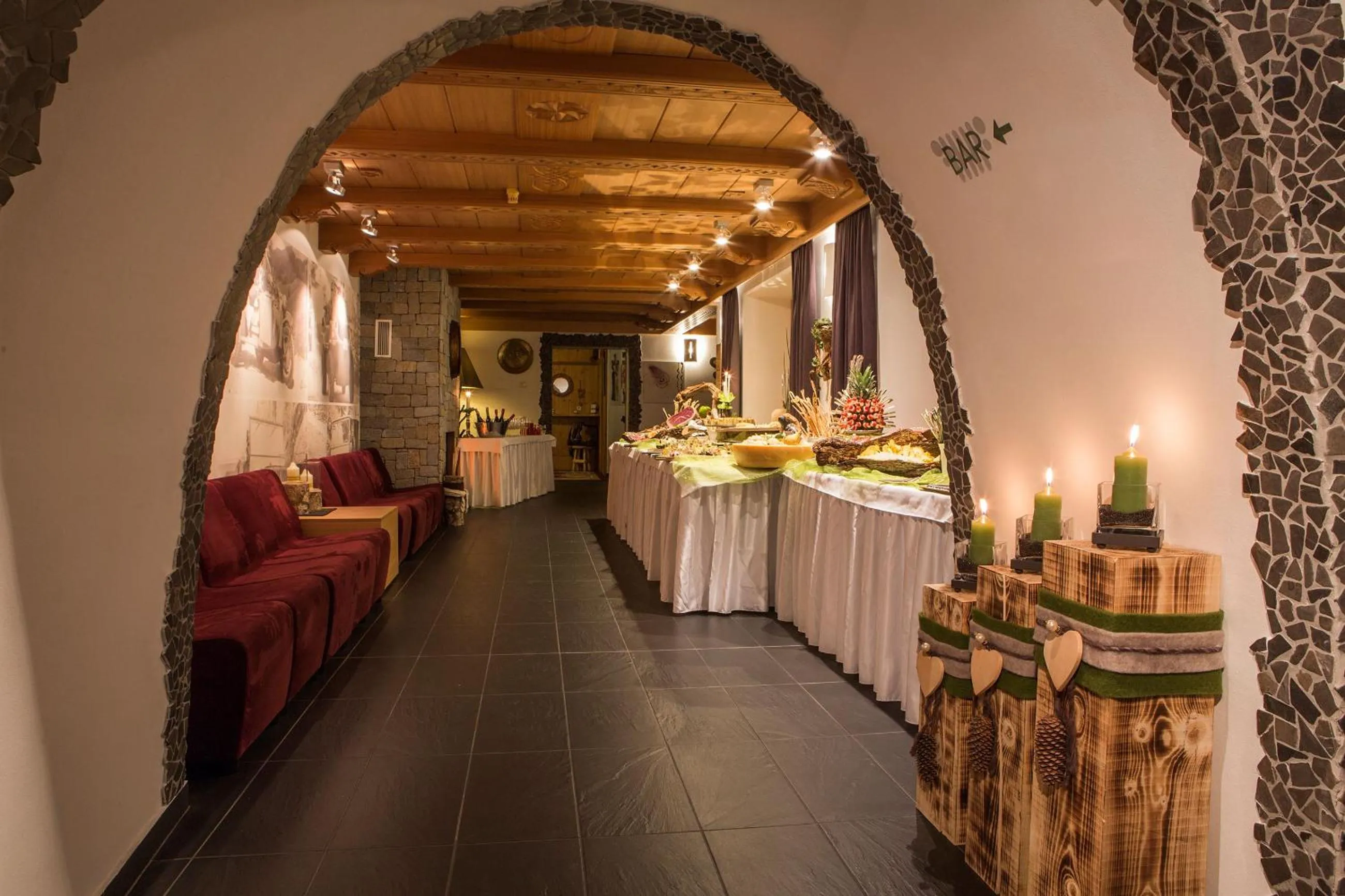 Restaurant/places to eat in Hotel Rezia