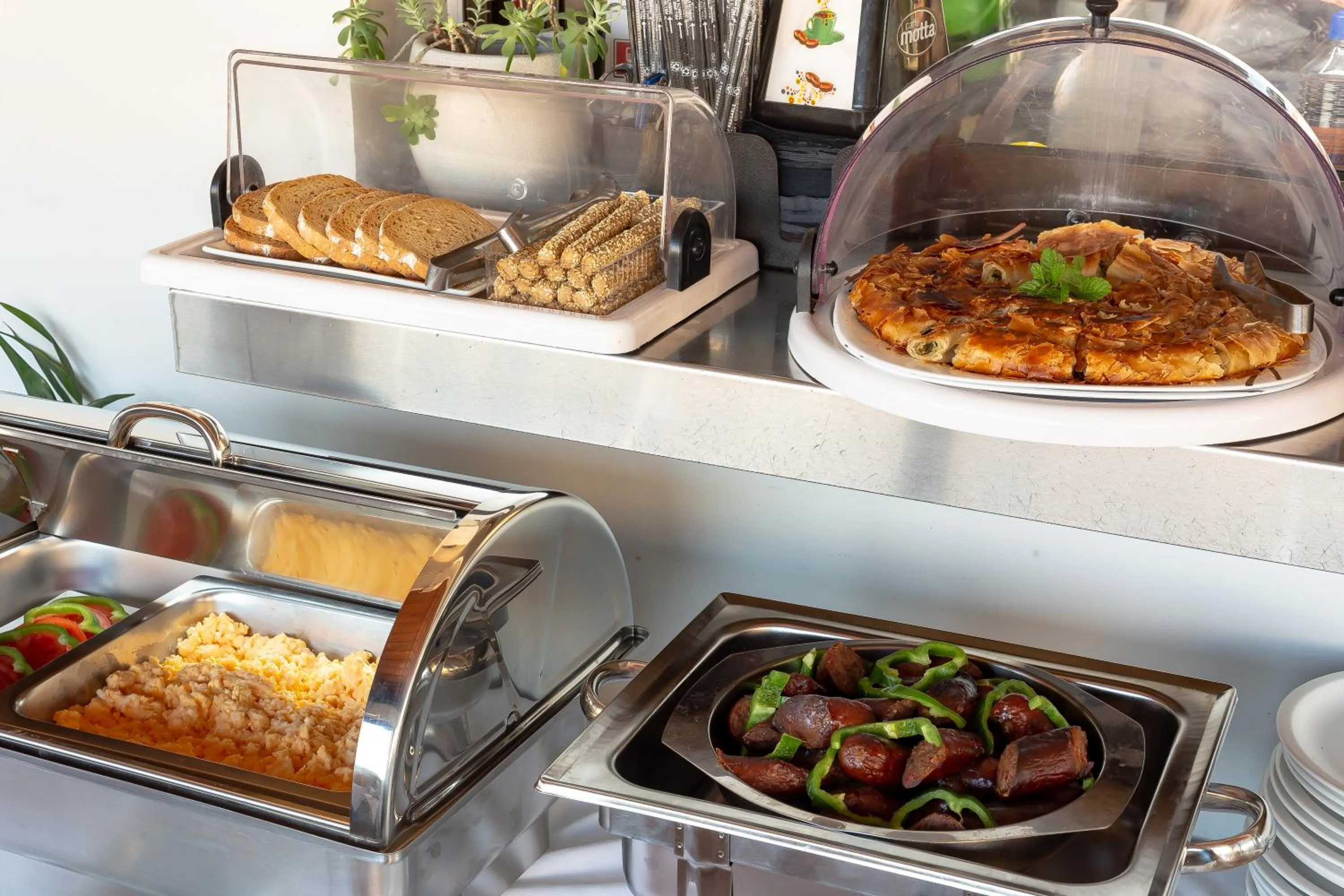 Buffet breakfast in Hotel Byron