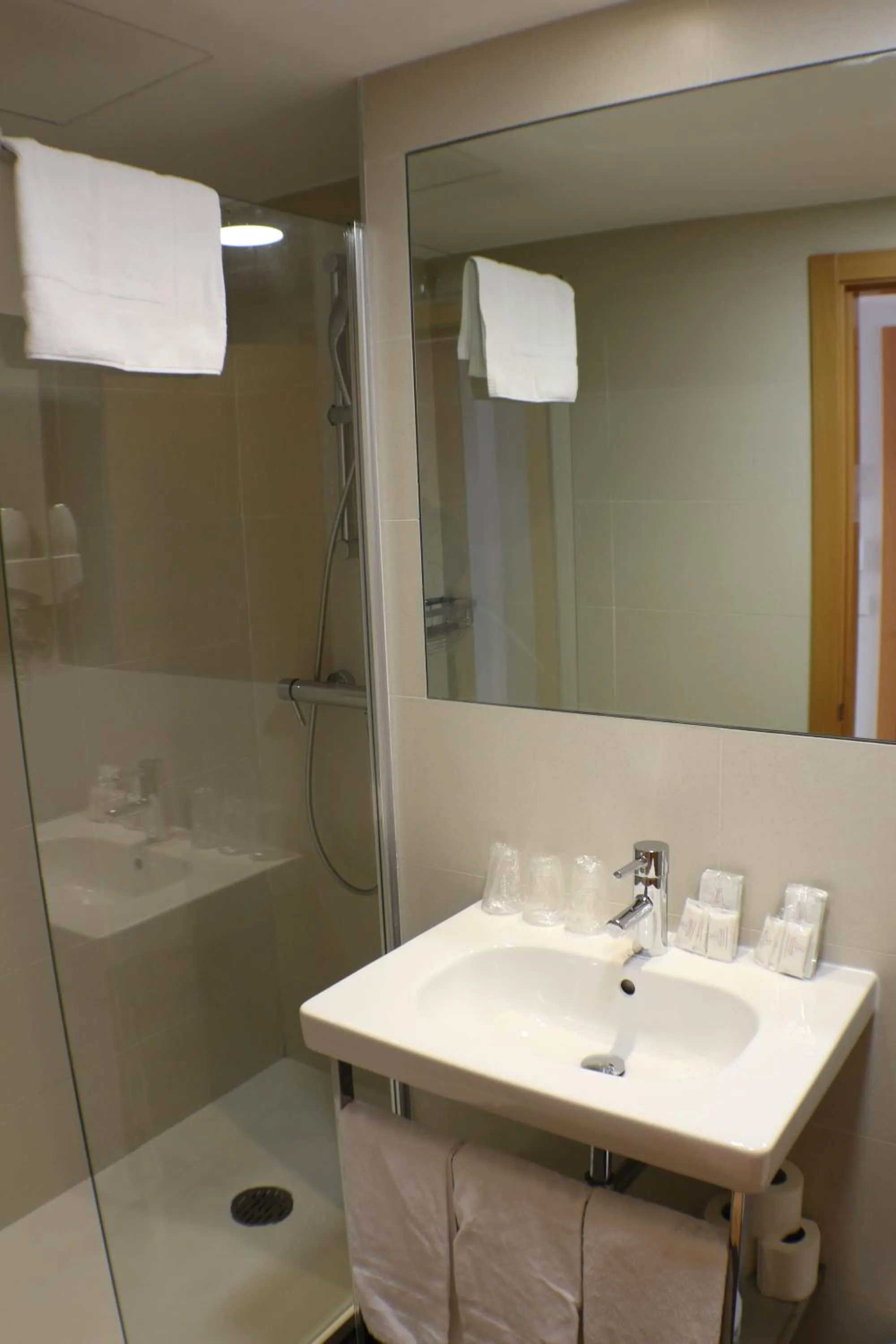 Bathroom in Hotel Picos De Europa