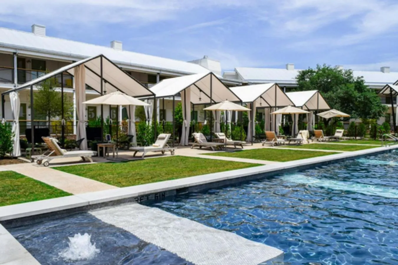 Swimming pool in Cavalry Court, by Valencia Hotel Collection