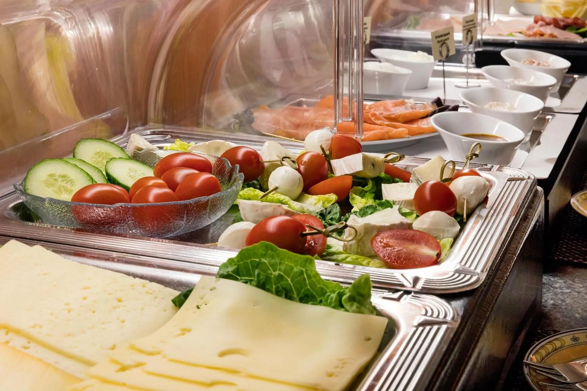 Buffet breakfast in Hotel Cristobal