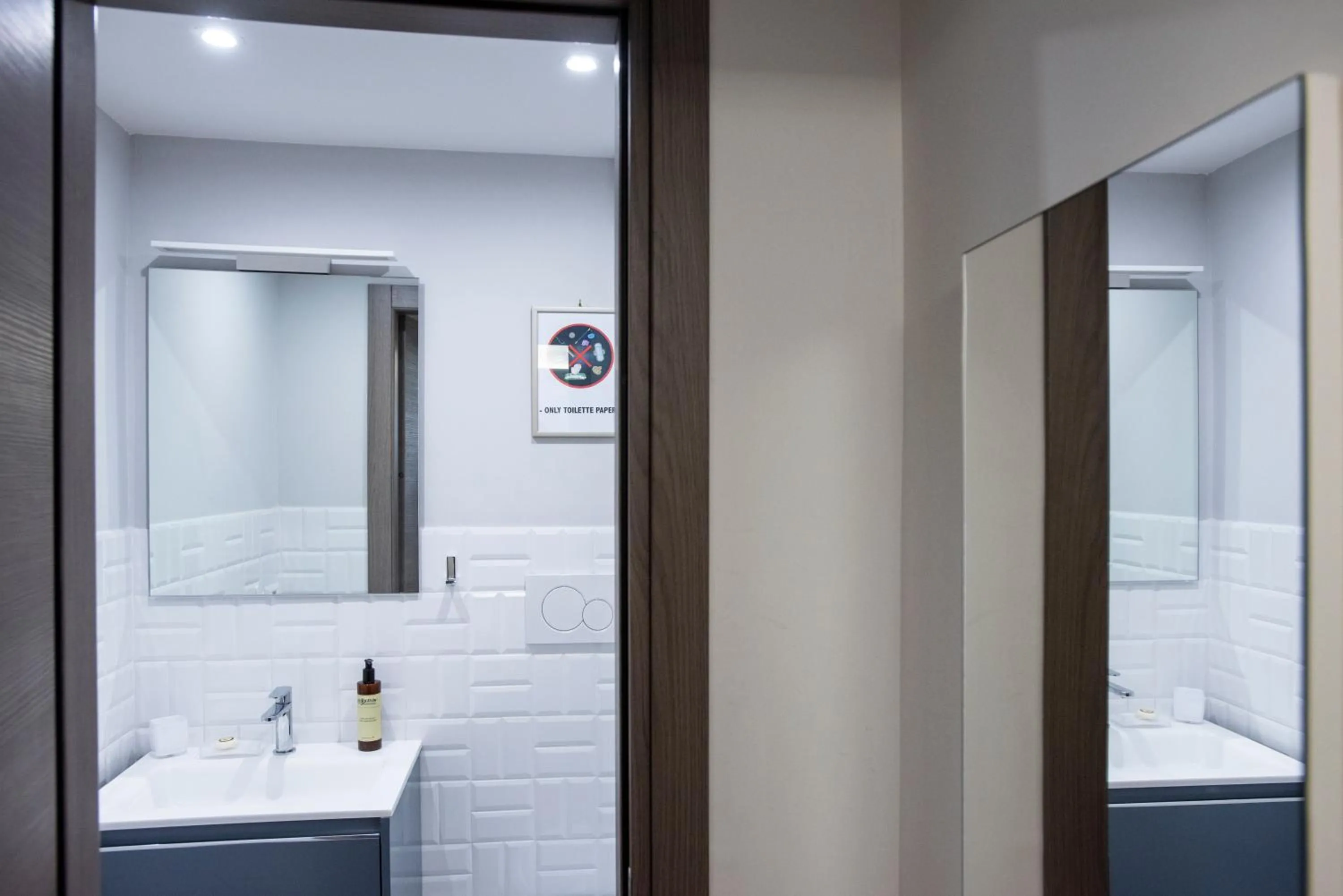 Bathroom in Argentina apartment Roof View