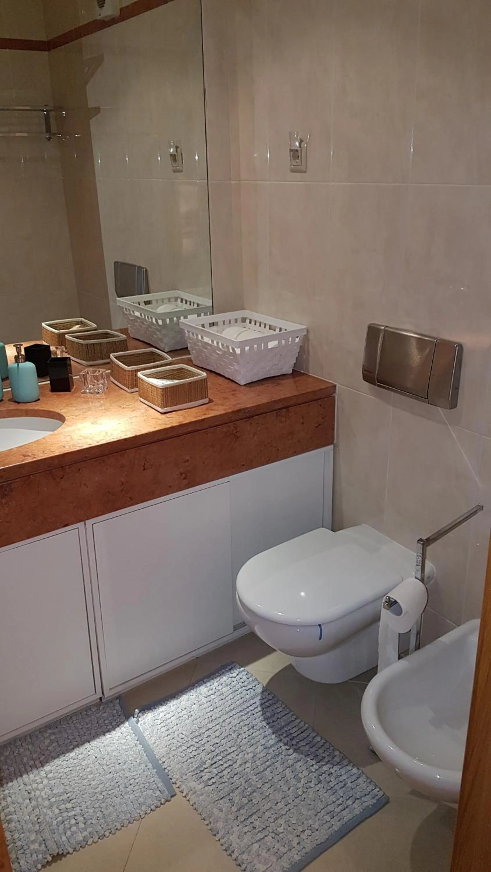 Toilet in Apartamento Vilamoura