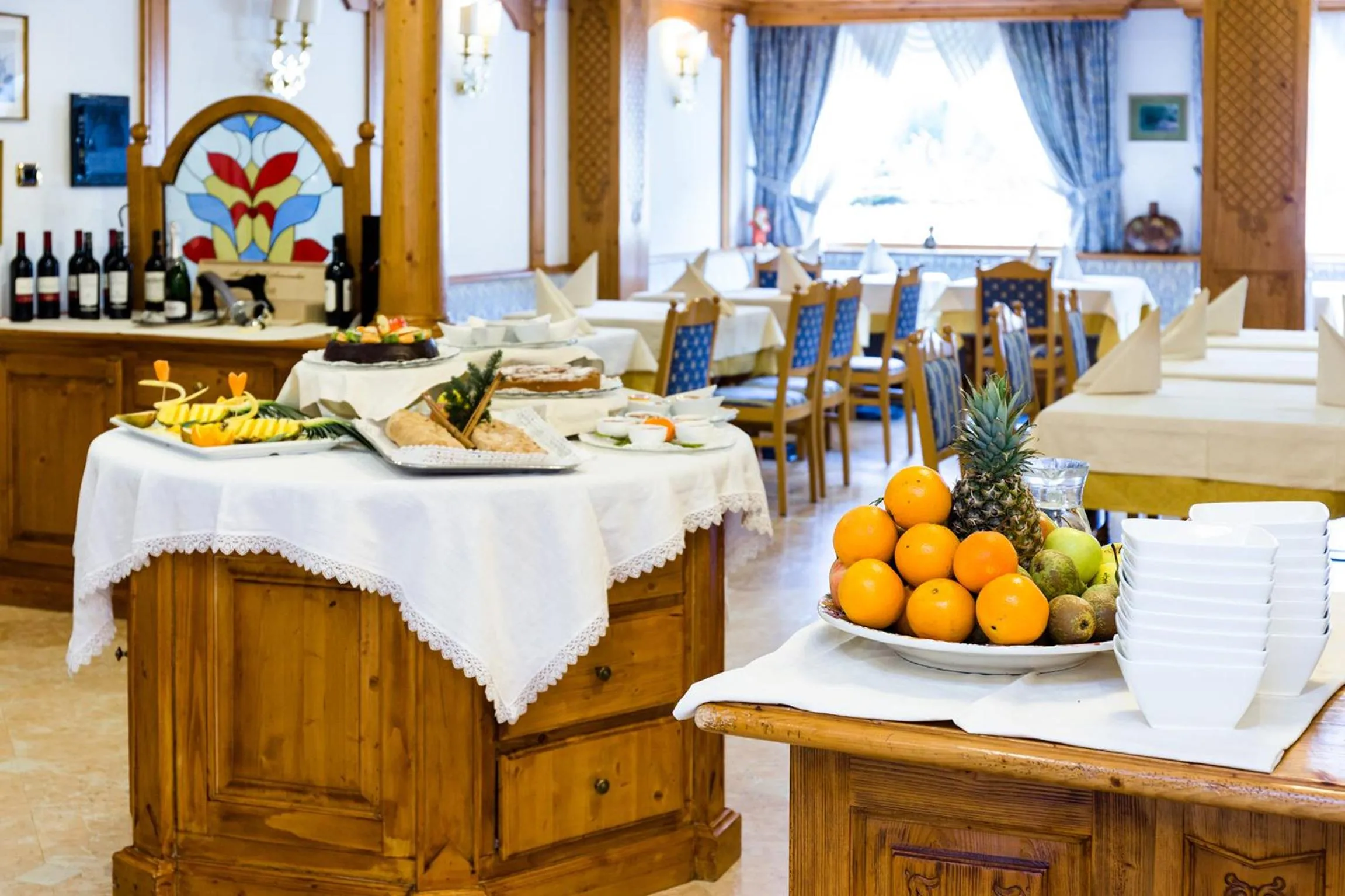 Restaurant/places to eat in Hotel Vienna