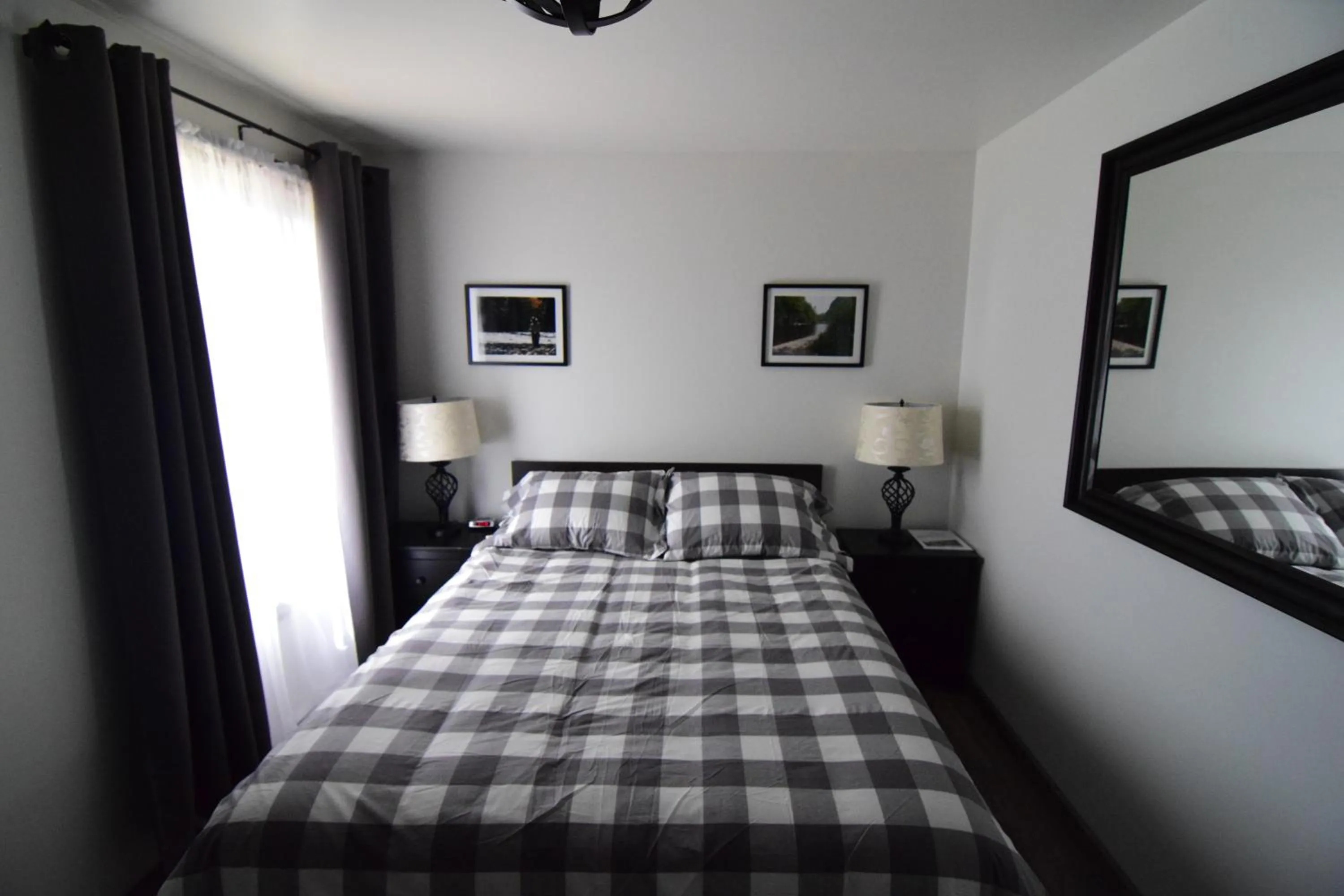 Photo of the whole room, Bed in Mon Coin de Pays