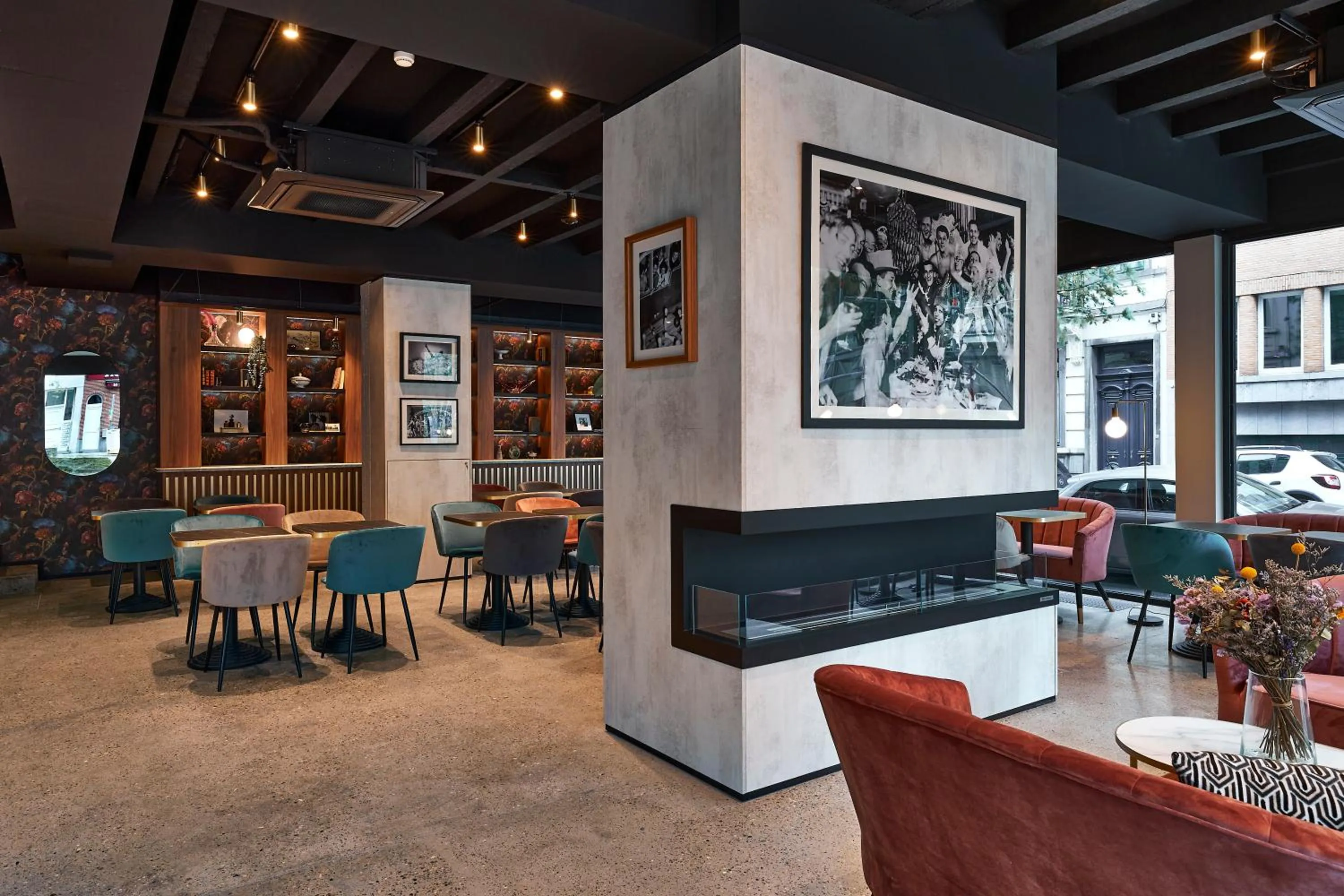 Lounge or bar in The Scott Hotel Brussels