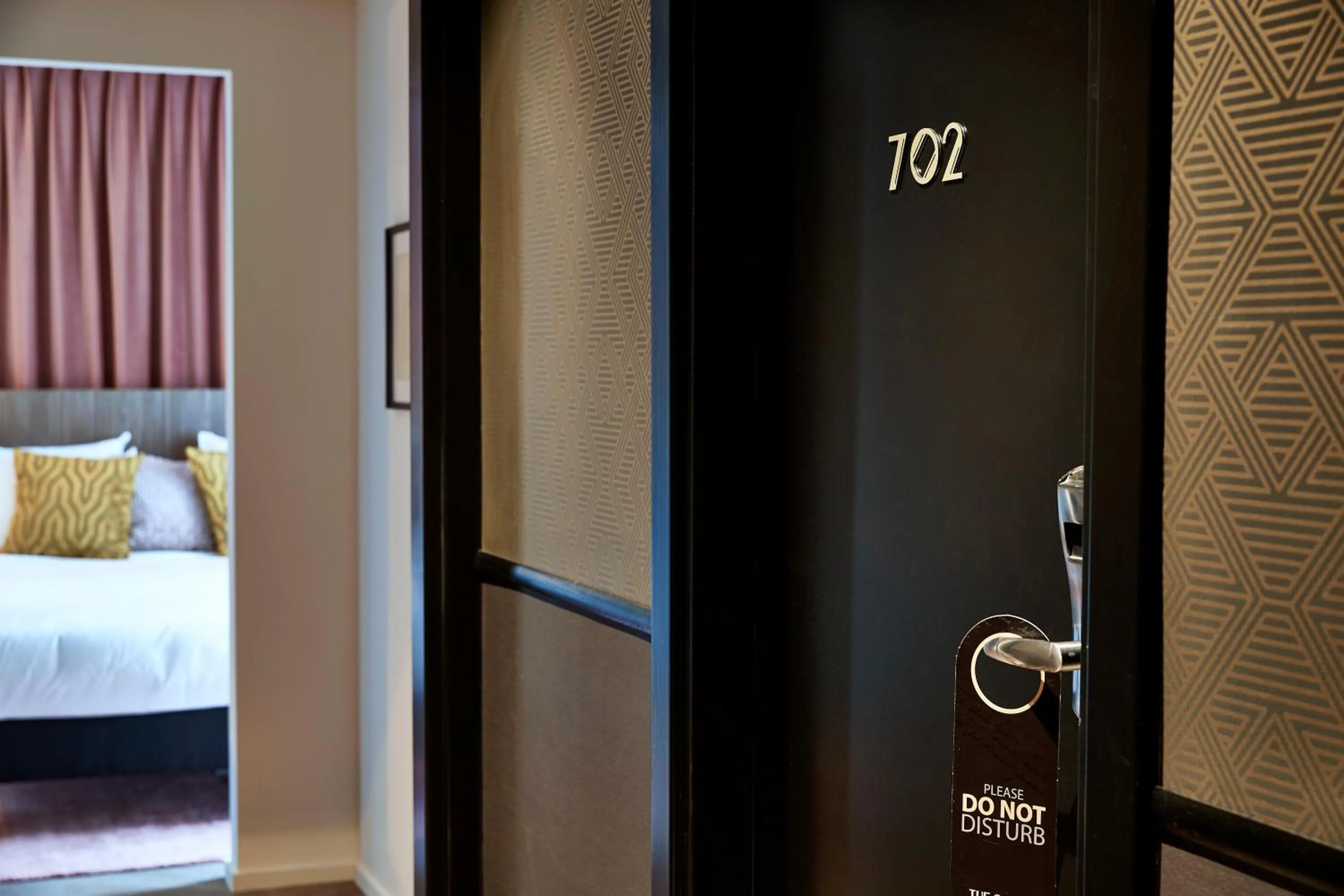 Property building, Bed in The Scott Hotel Brussels