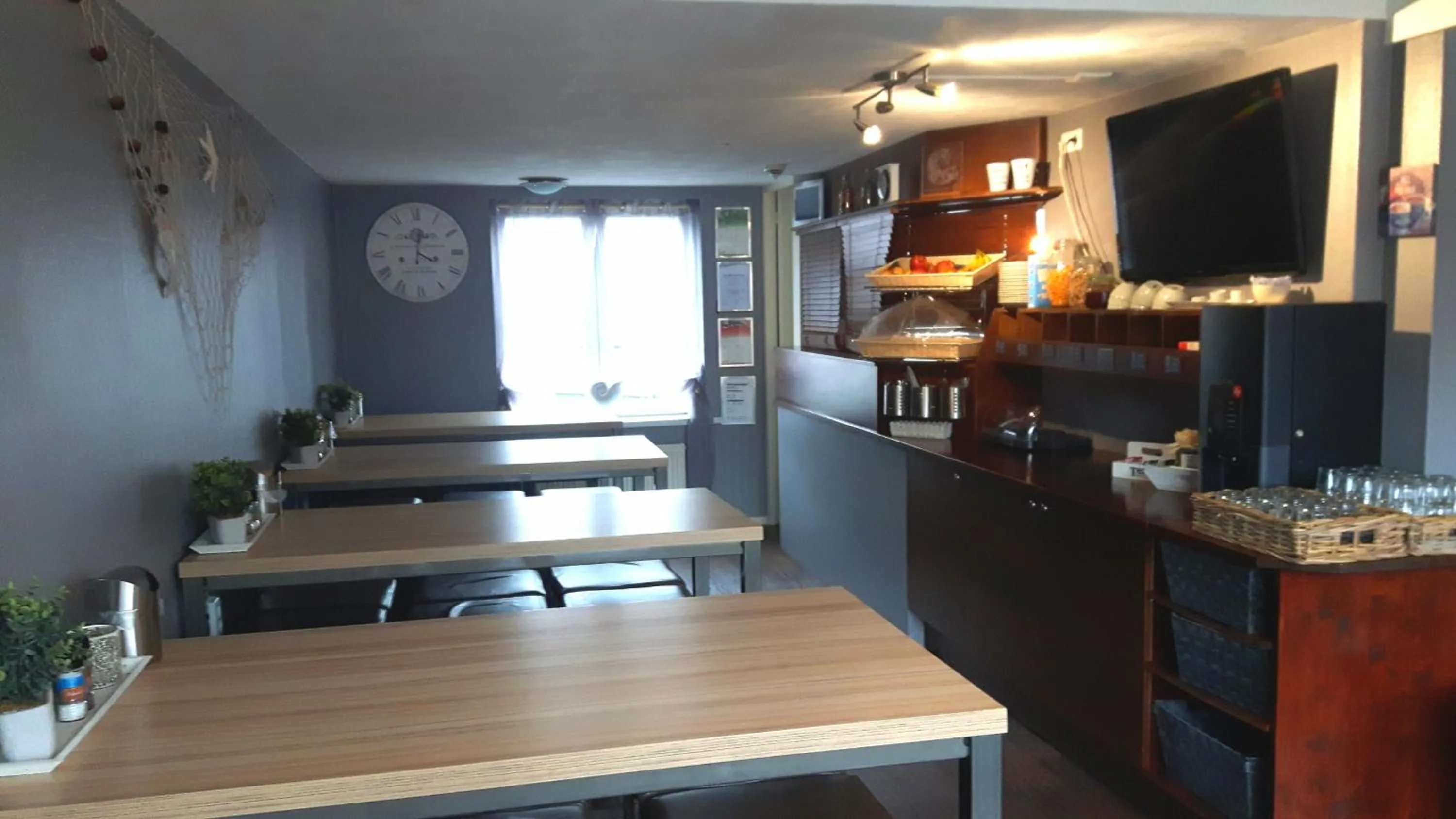 Food and drinks in Hotel Velsen