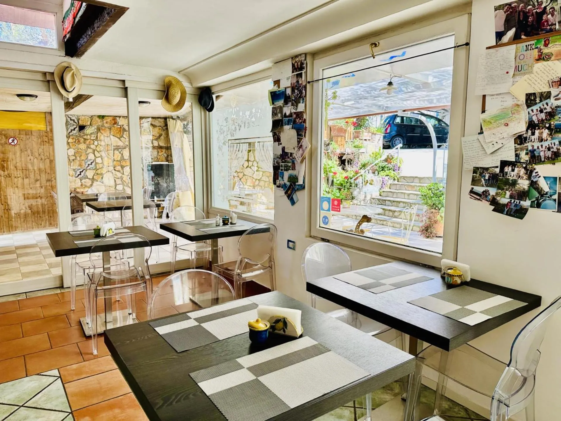 Facade/entrance in Casa Mazzola