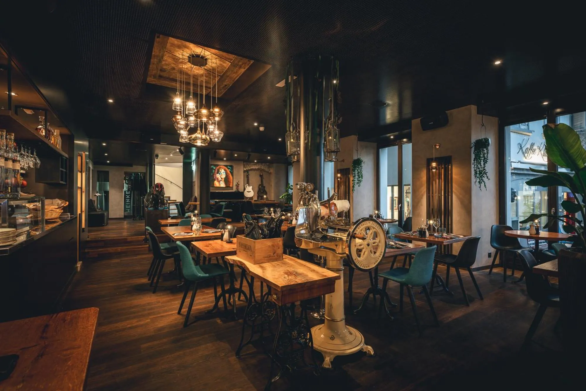 Restaurant/places to eat in Hotel Jakob