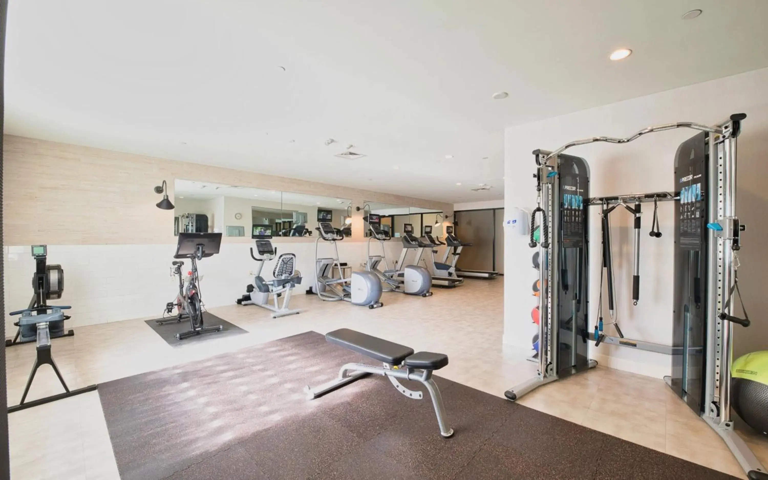 Fitness centre/facilities in Delamar West Hartford Fitness centre/facilities in Delamar West Hartford