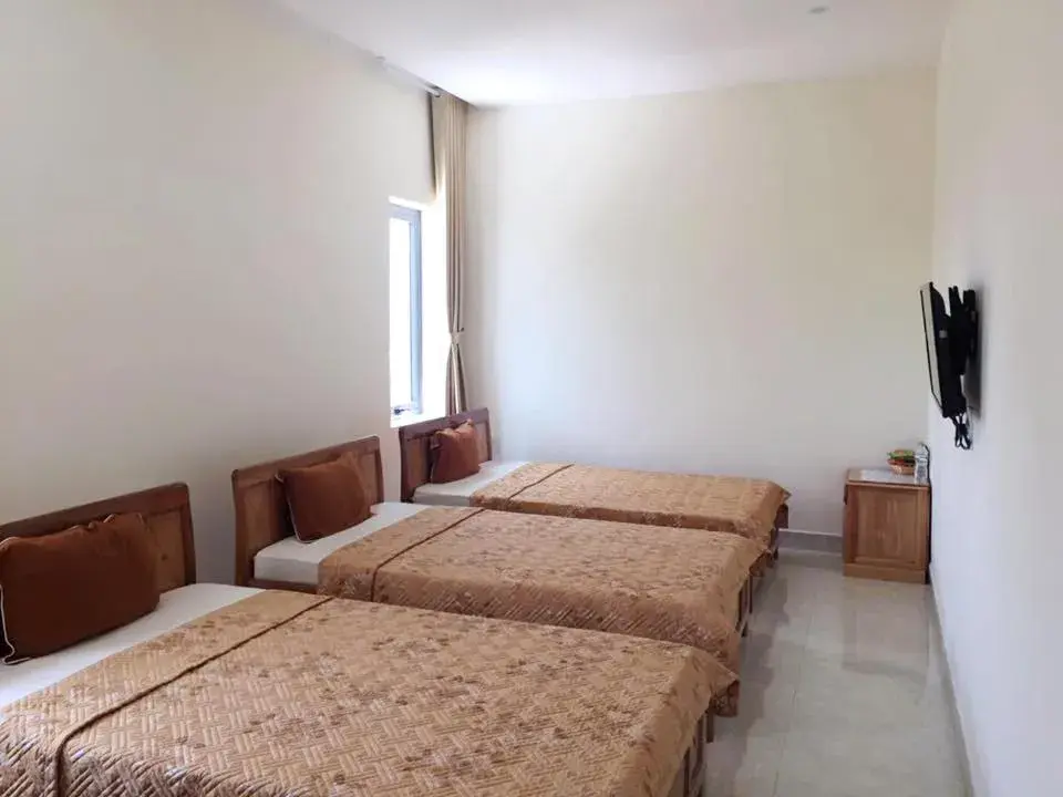 Triple Room with City View in Bắc Nam Hotel Triple Room with City View in Bắc Nam Hotel