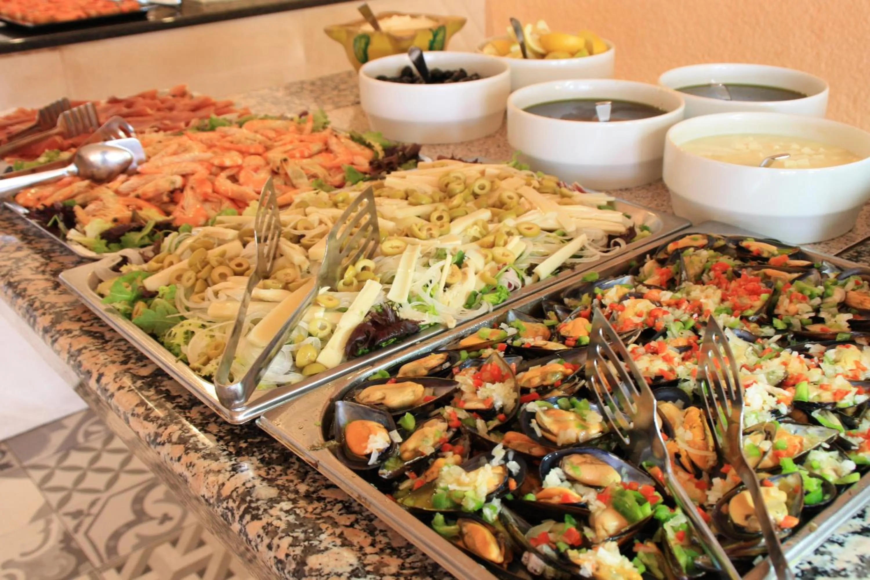 Restaurant/places to eat in Hotel Grecs