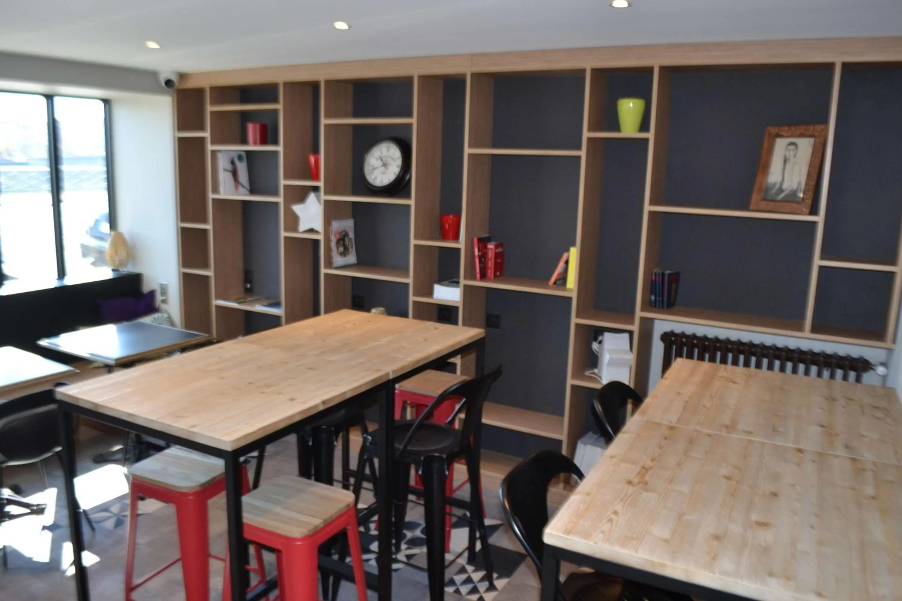 Restaurant/places to eat in Hôtel du Nord