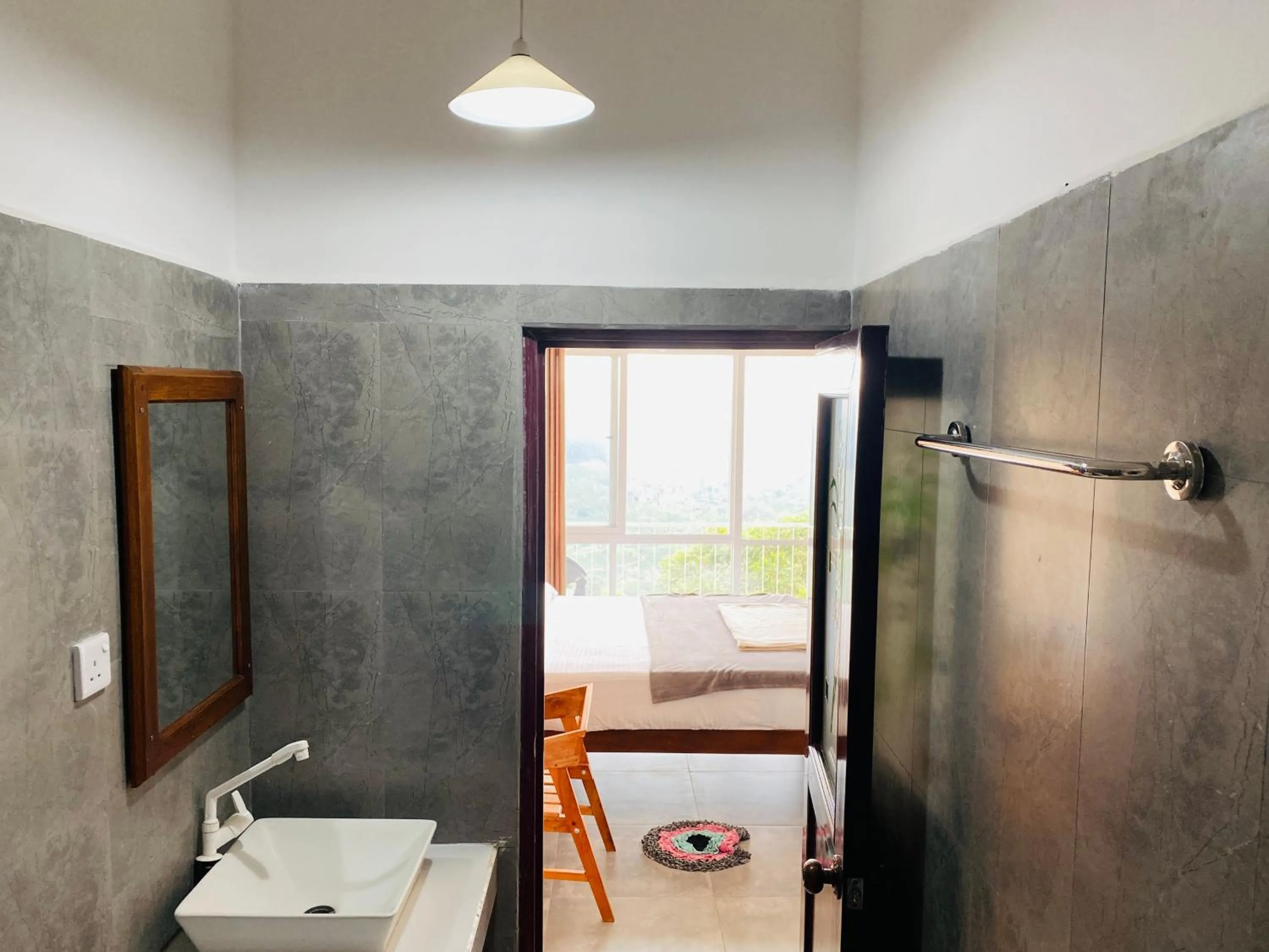 Shower in Rosenka haputhale