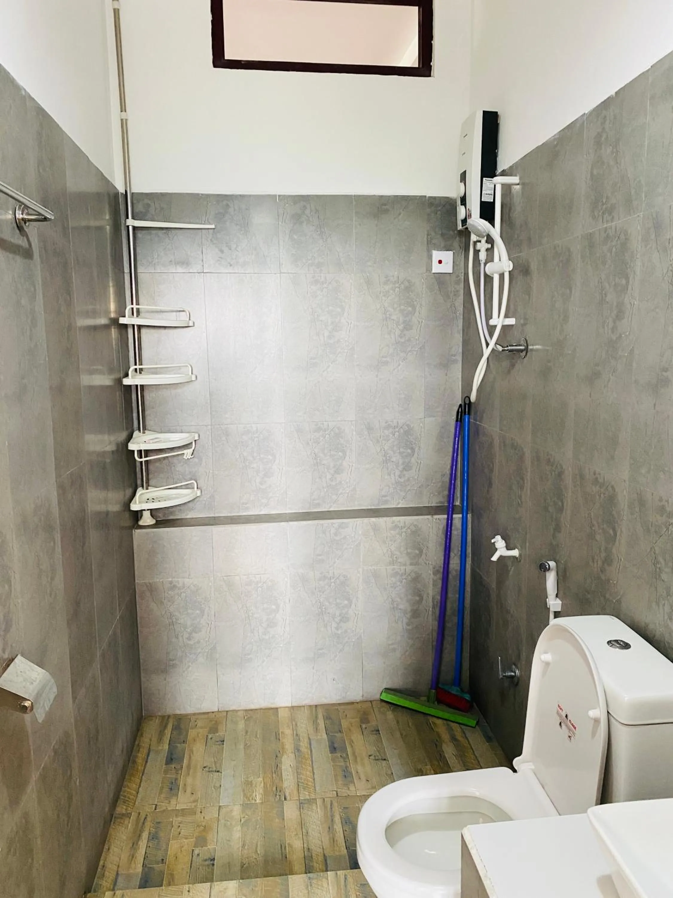 Shower in Rosenka haputhale